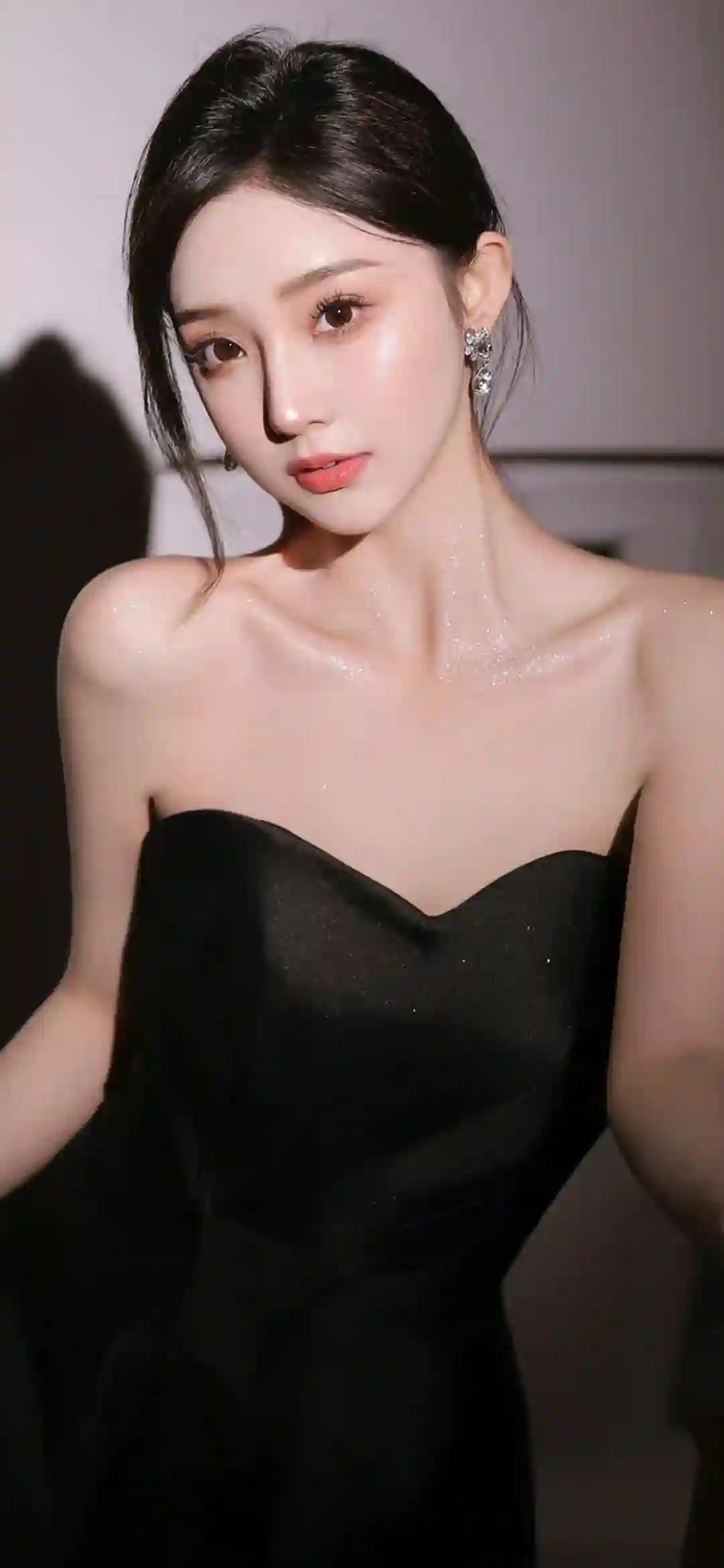 抹胸穿搭 性感美女 黑色长裙 