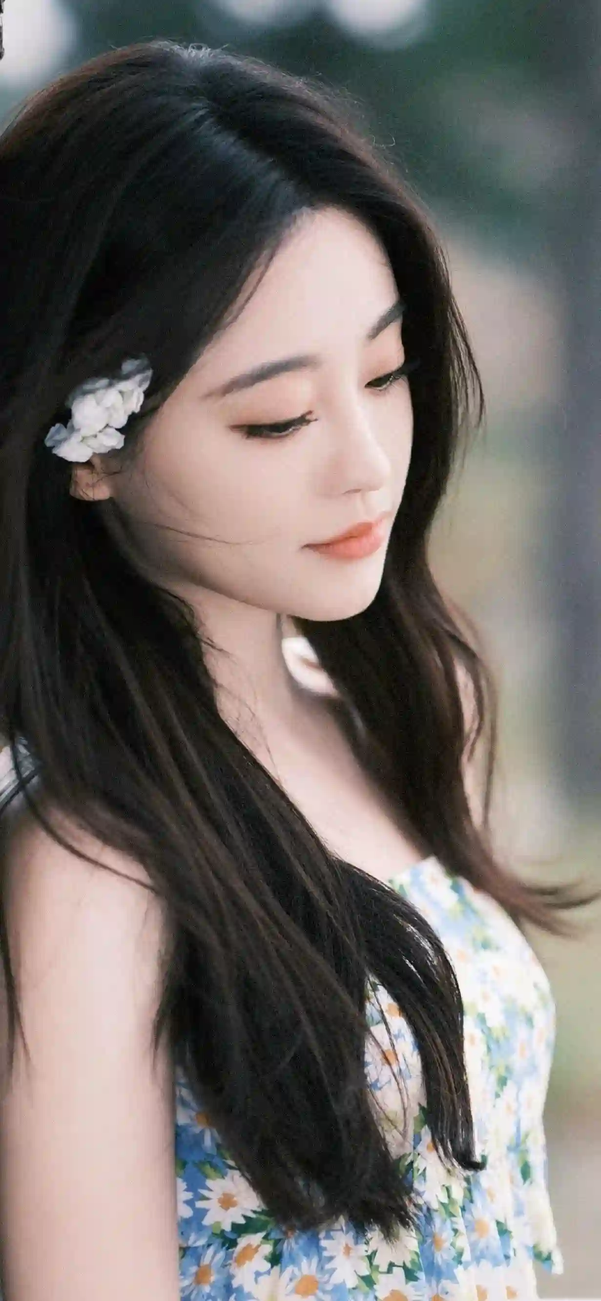 清纯美女 花 碎花裙 户外写真 碎花裙