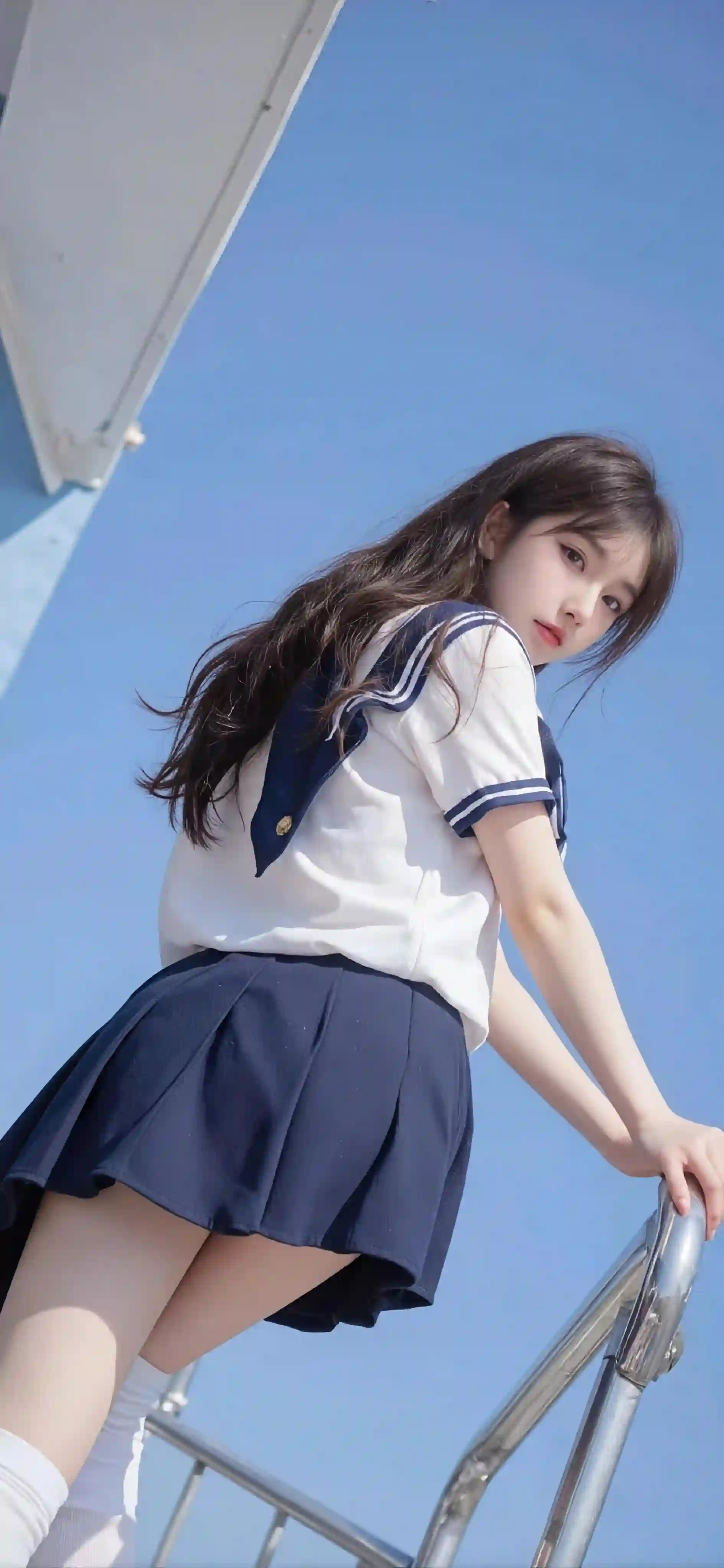 JK美女 可爱 清纯 蓝色天空 仰拍