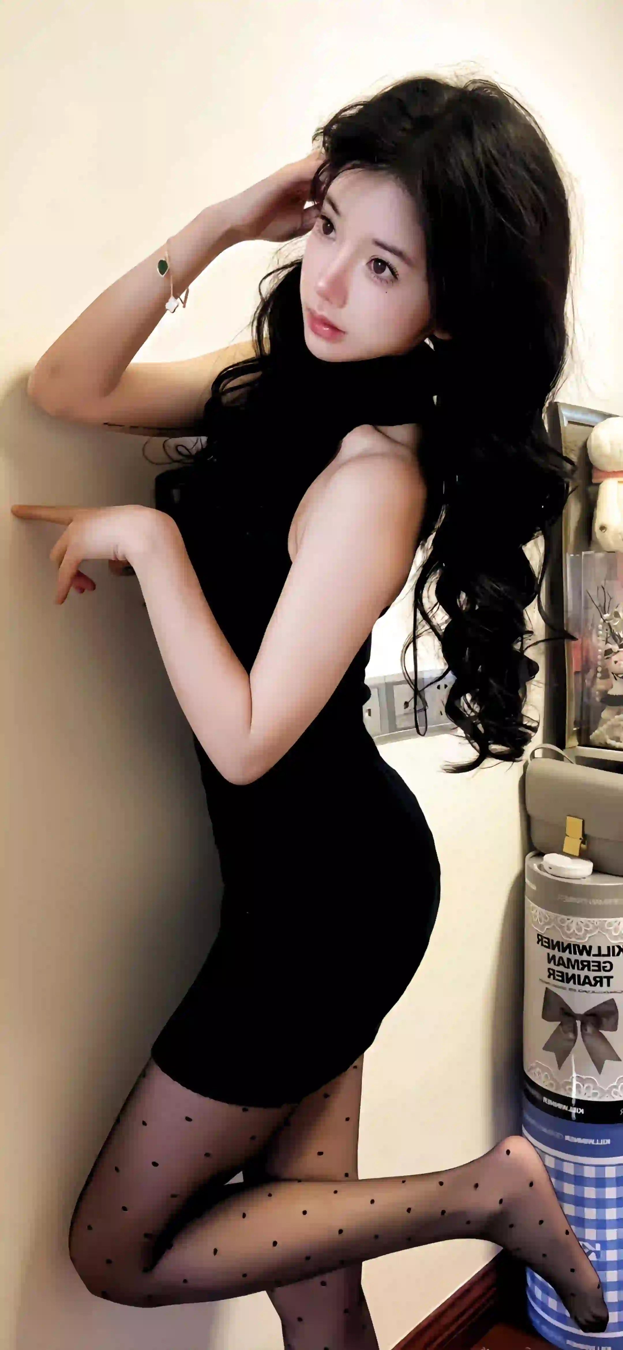 美女 长发美女 长腿丝袜美女 居家 性感美女