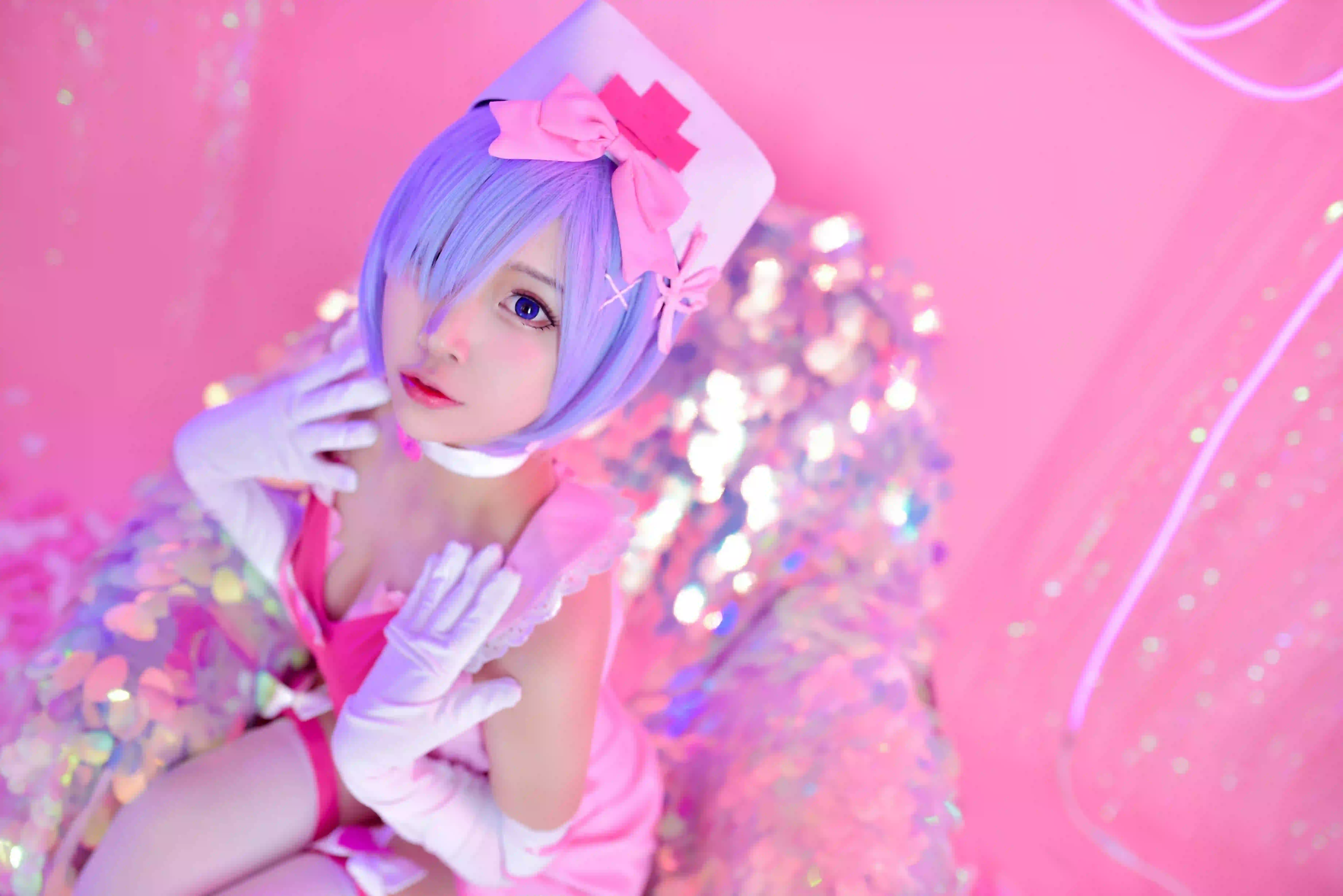 coser 粉红色氛围 丝袜 白丝 手套 白色手套