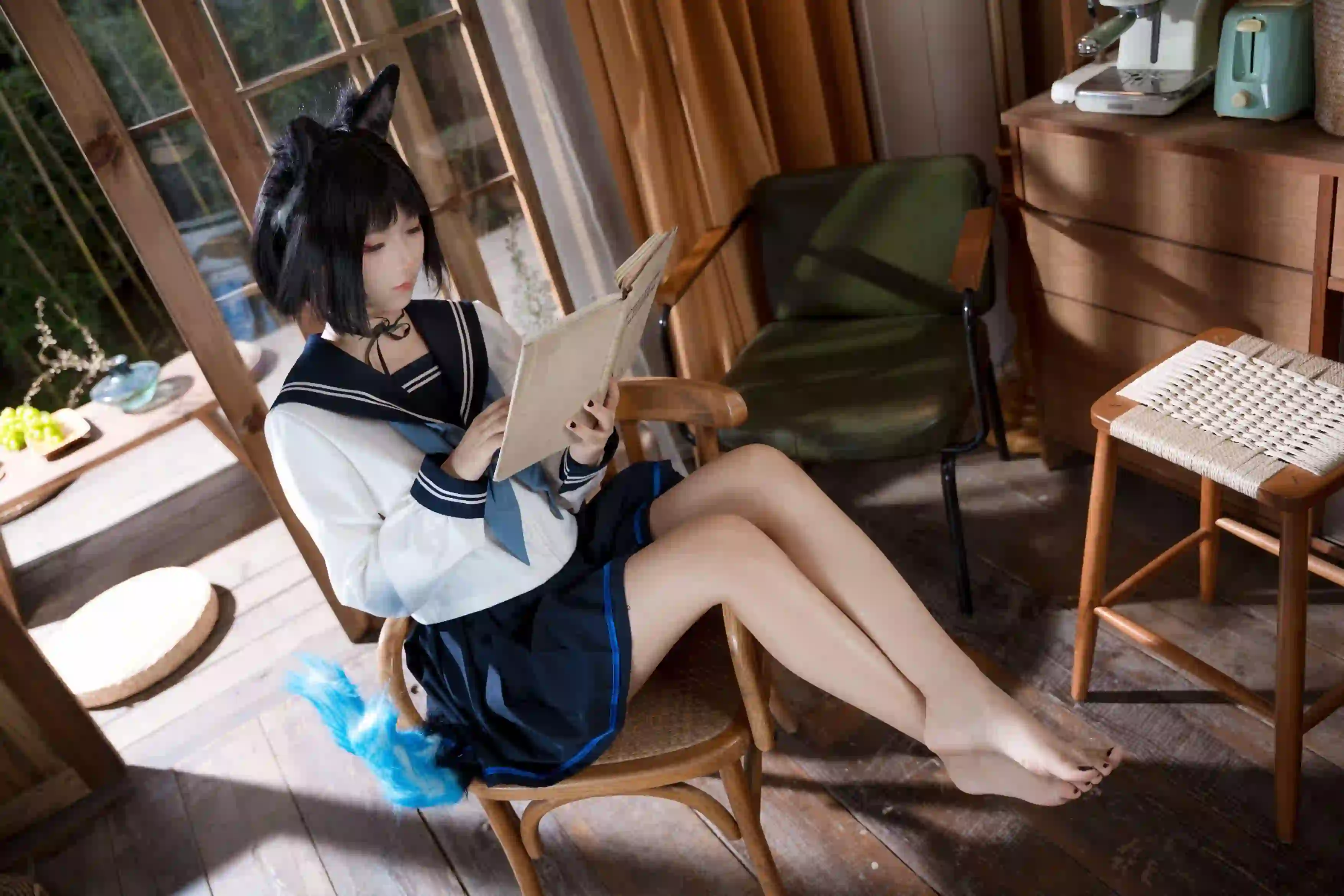 jk女孩 居家写真 兽耳 长腿美女 书