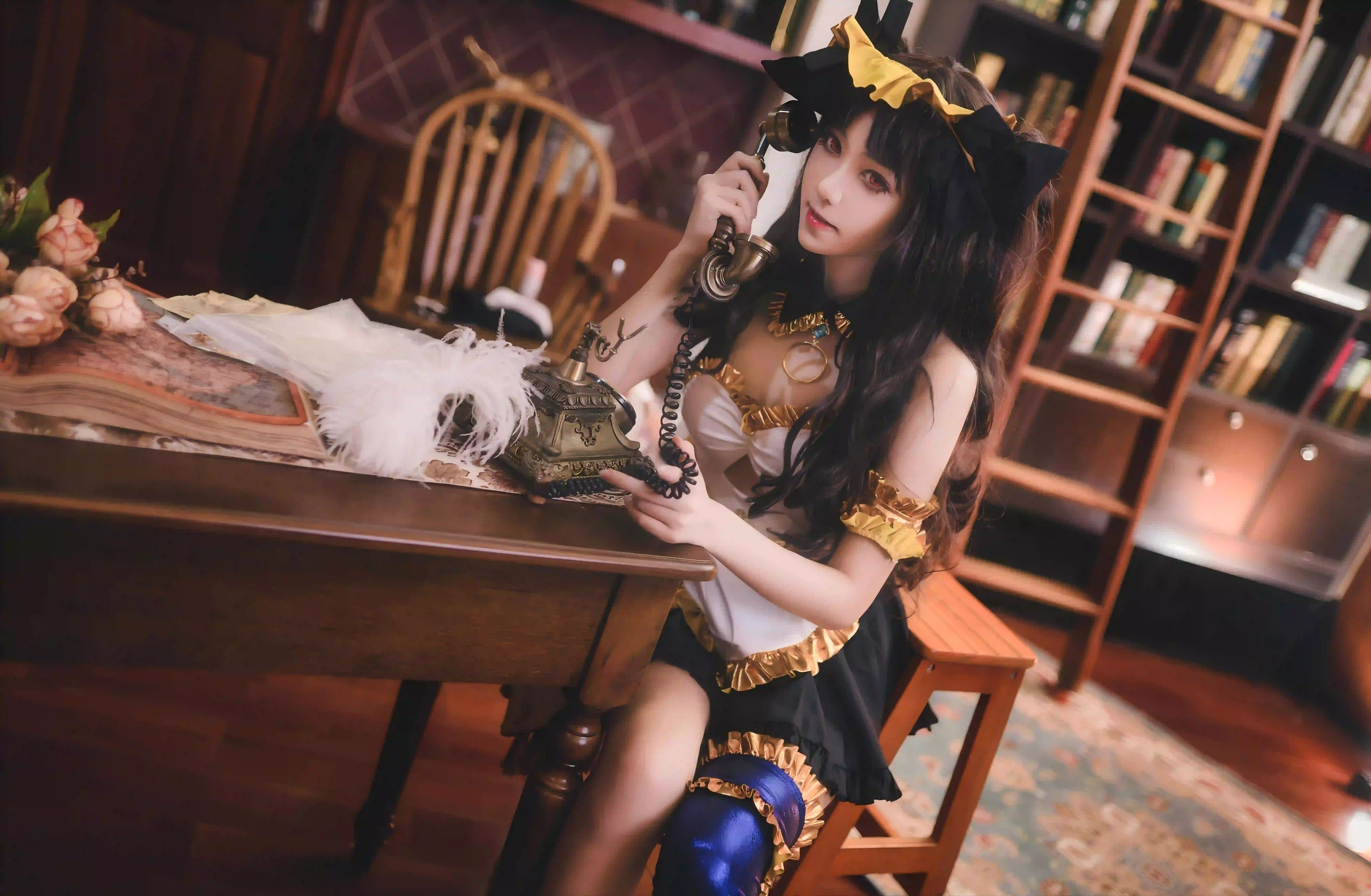 cos 书房 长发美女 性感美女 写真 书架