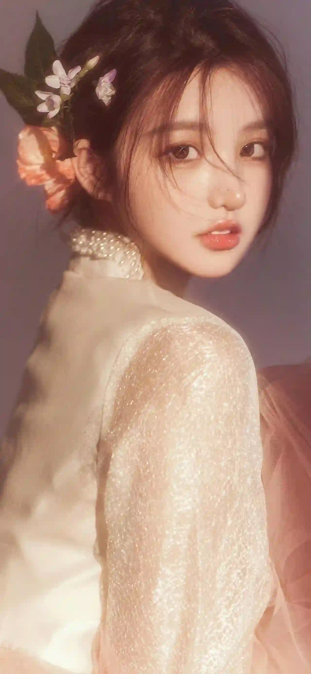 长发美女 朦胧感 花 白色衣服