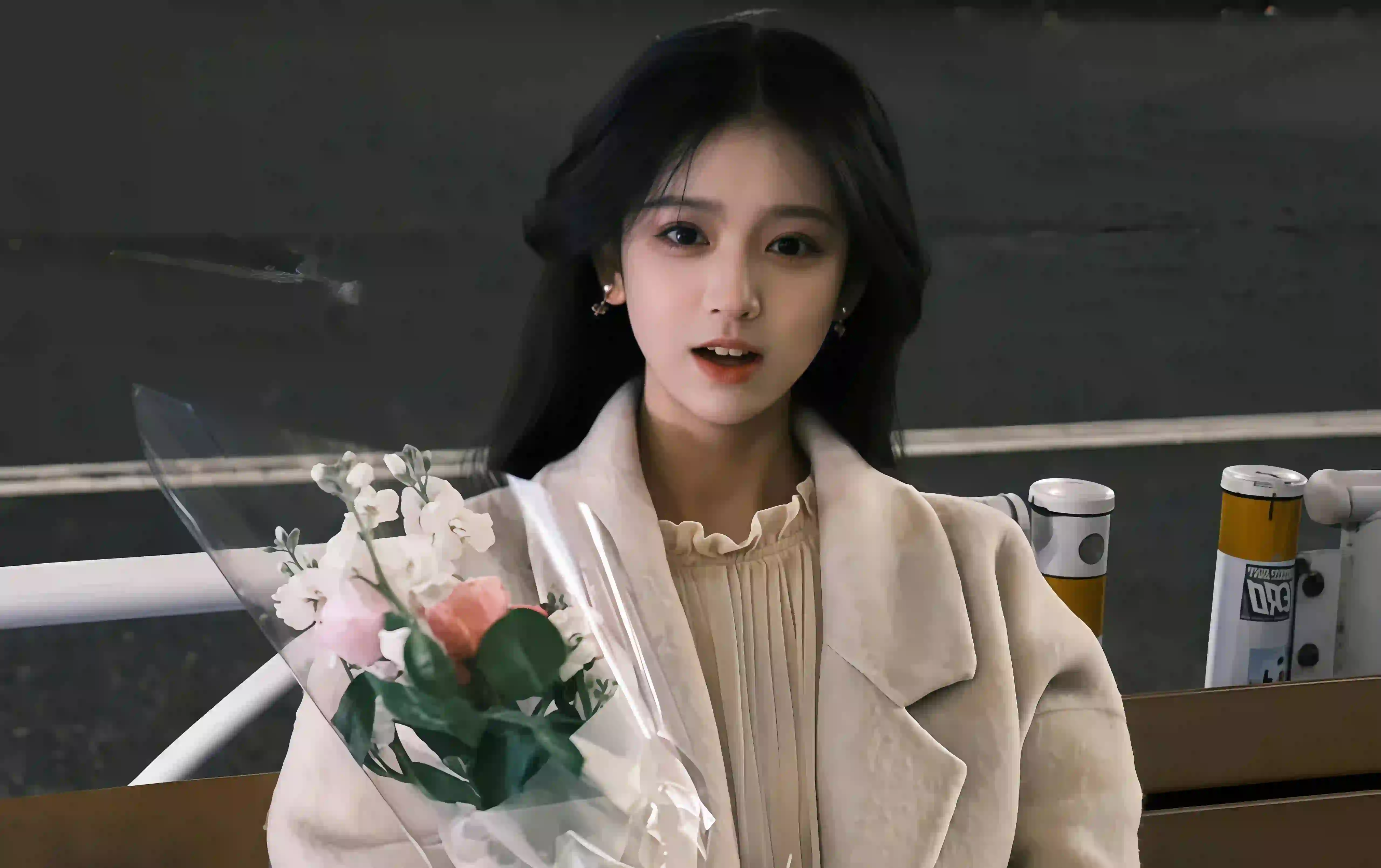 5k 甜美女孩 鲜花 户外 