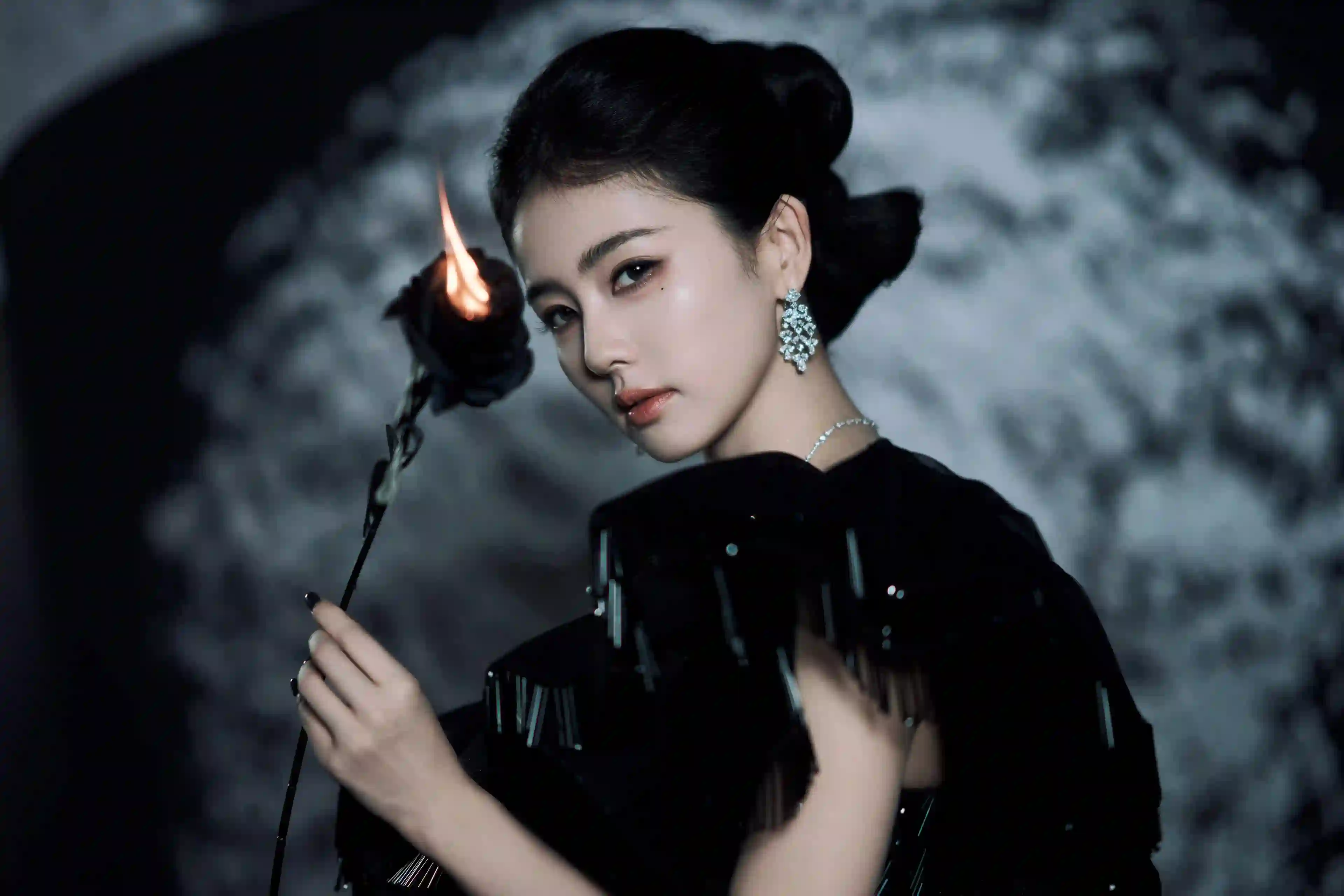 冷艳 黑玫瑰 火焰 暗黑风格 唯美 人像摄影 明星
