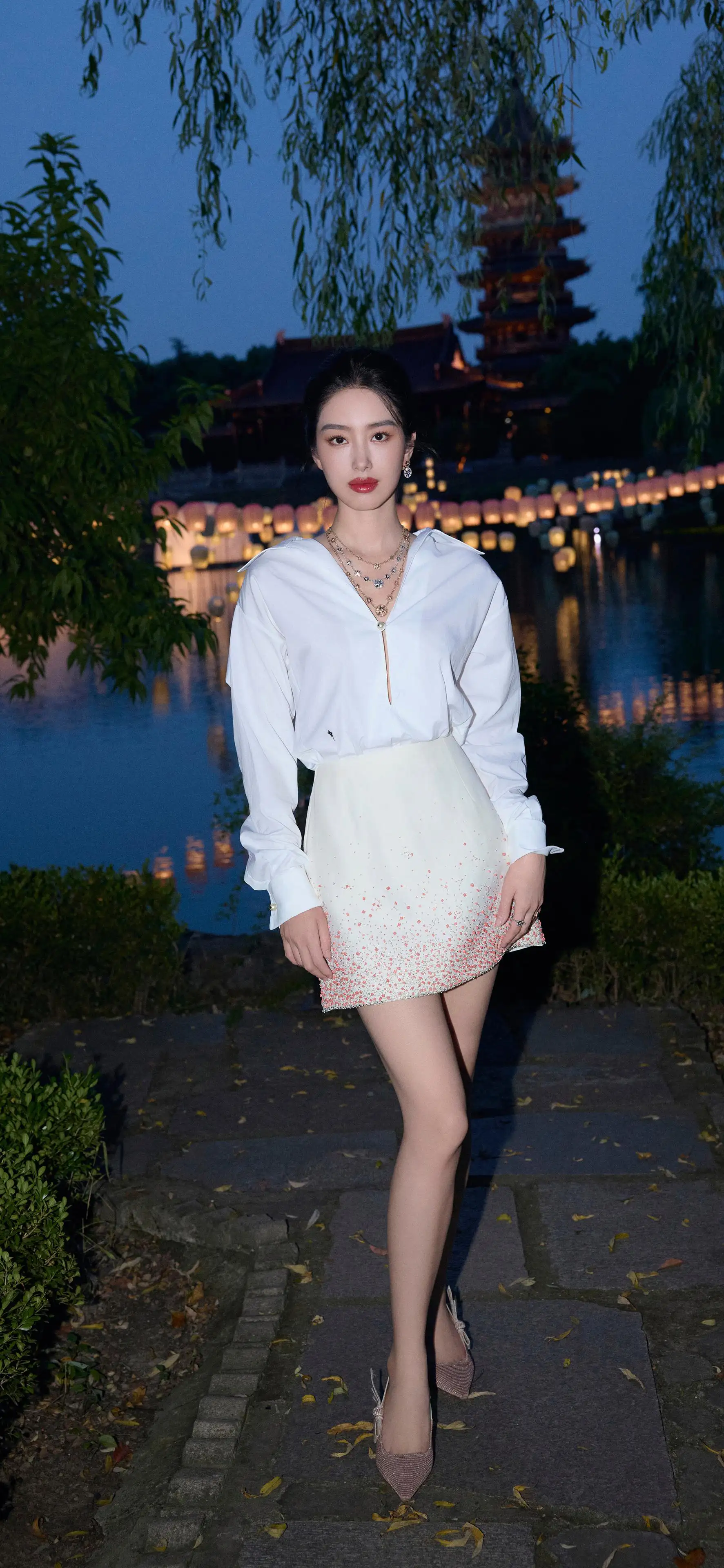 杨采钰4K高清美女手机壁纸