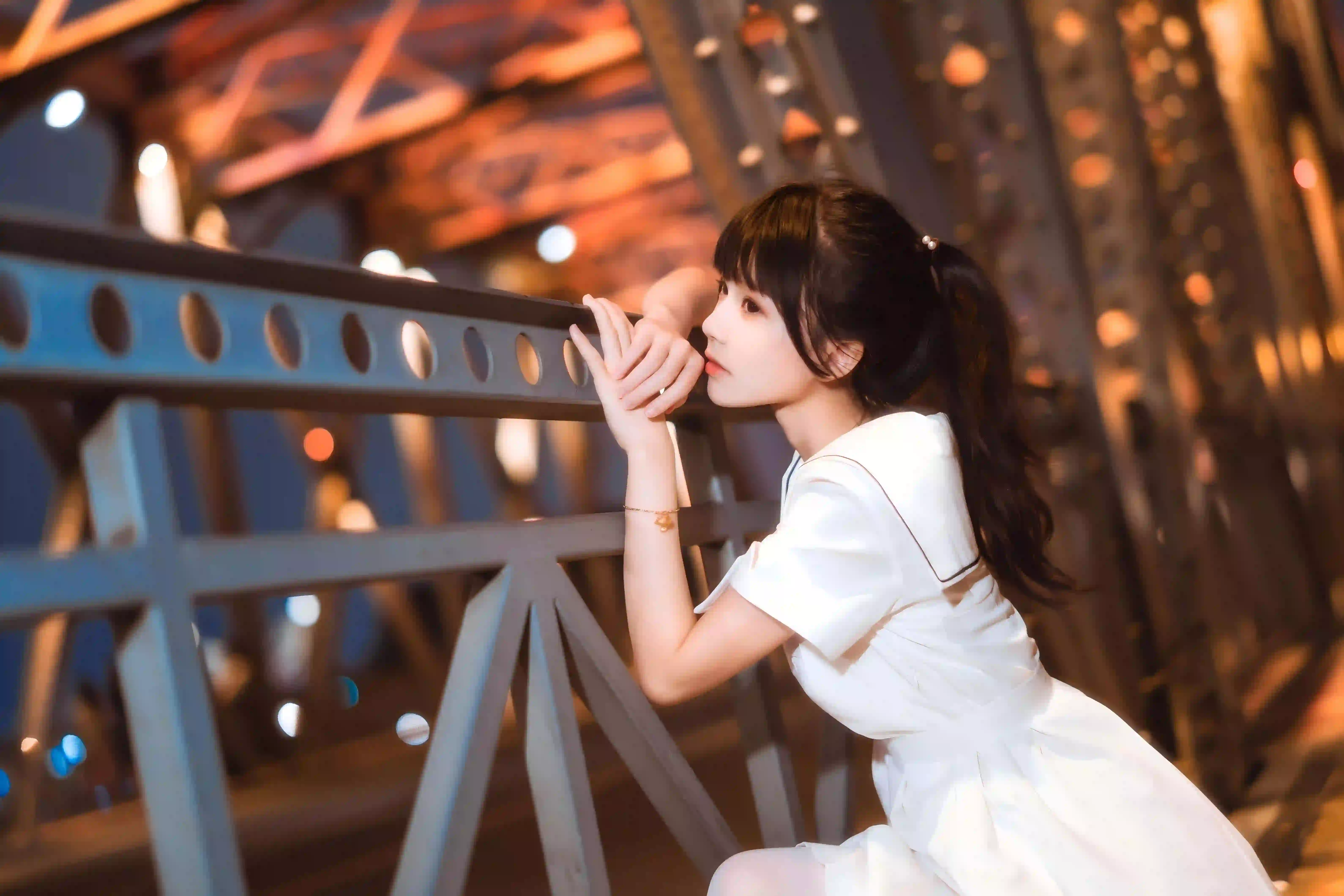 长发美女 清纯 可爱 纯欲 白色衣服 小清新