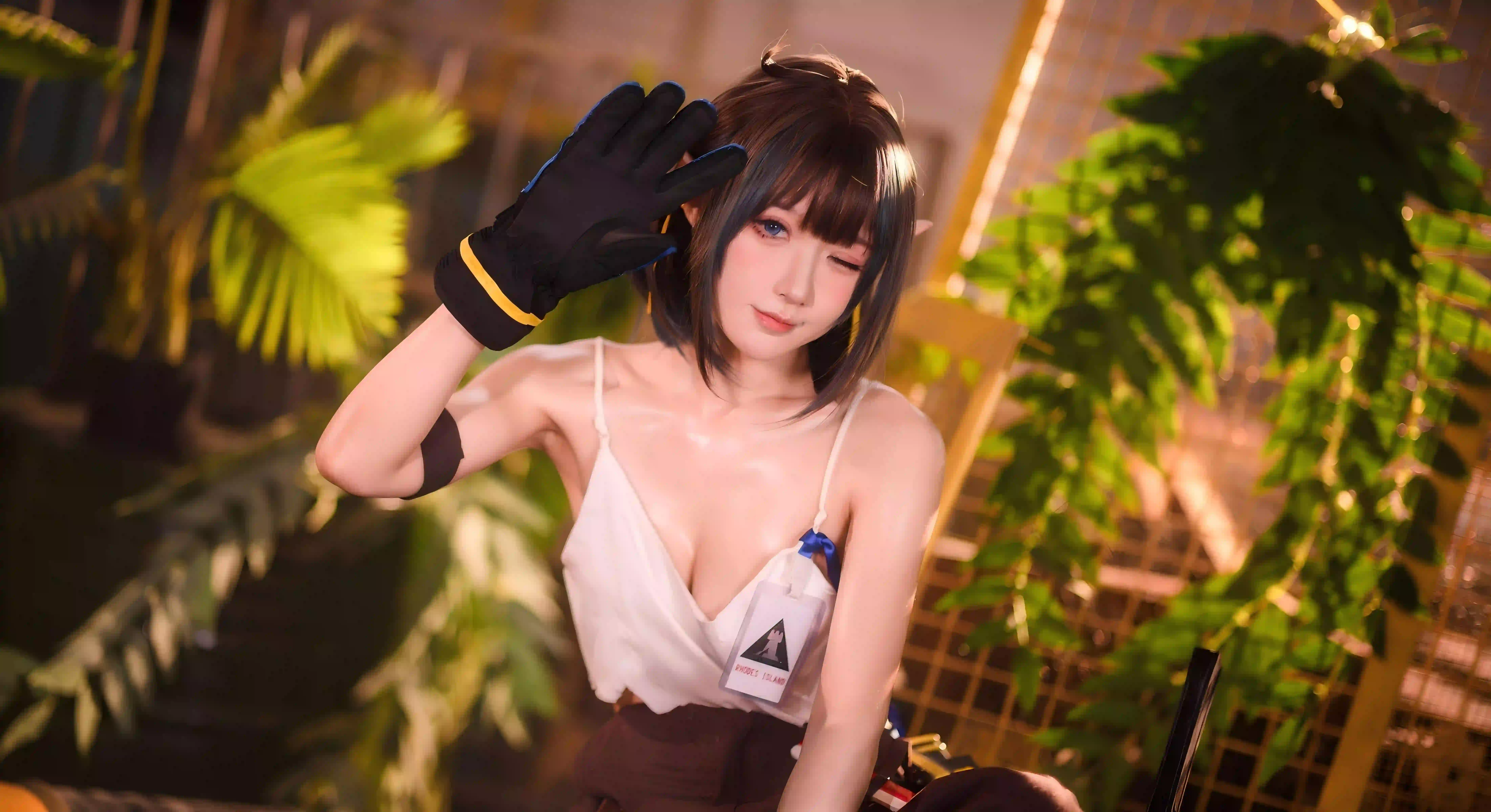 精灵耳朵 短发美女 吊带 性感 cos 性感吊带
