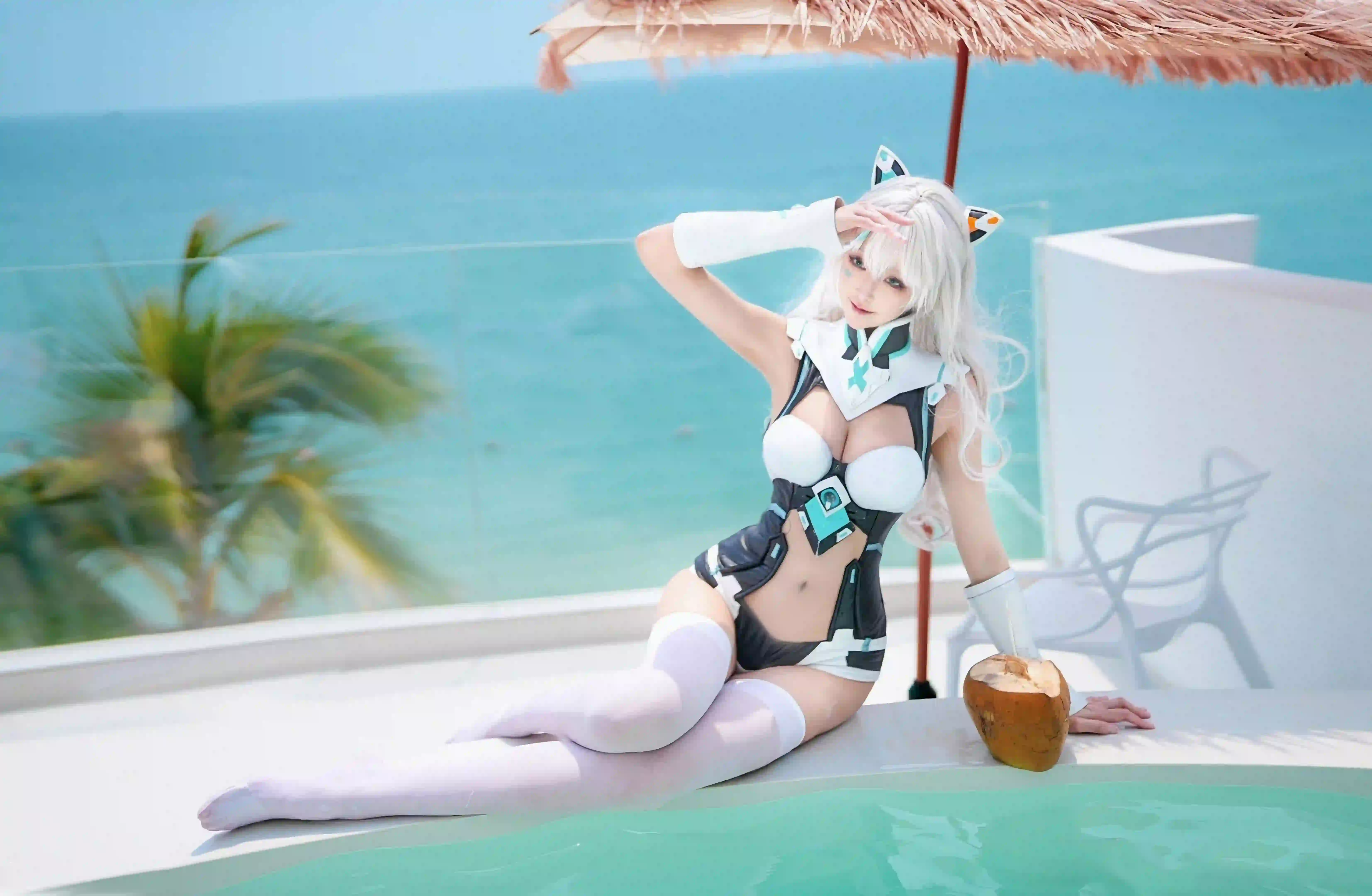 Coser 长发美女 白色头发 天选姬 度假