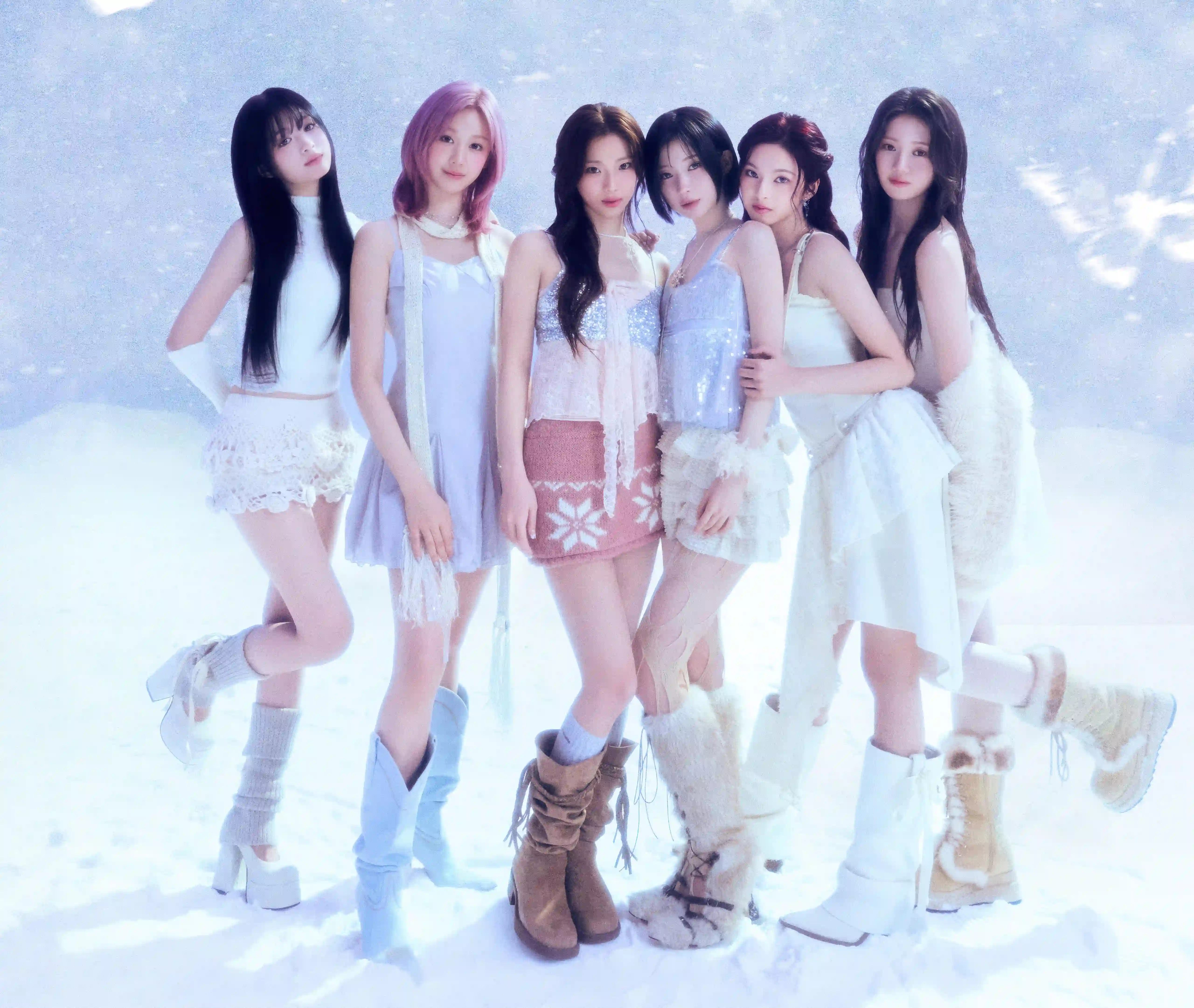 韩国女团 雪地 冬季穿搭 时尚合照 青春美女