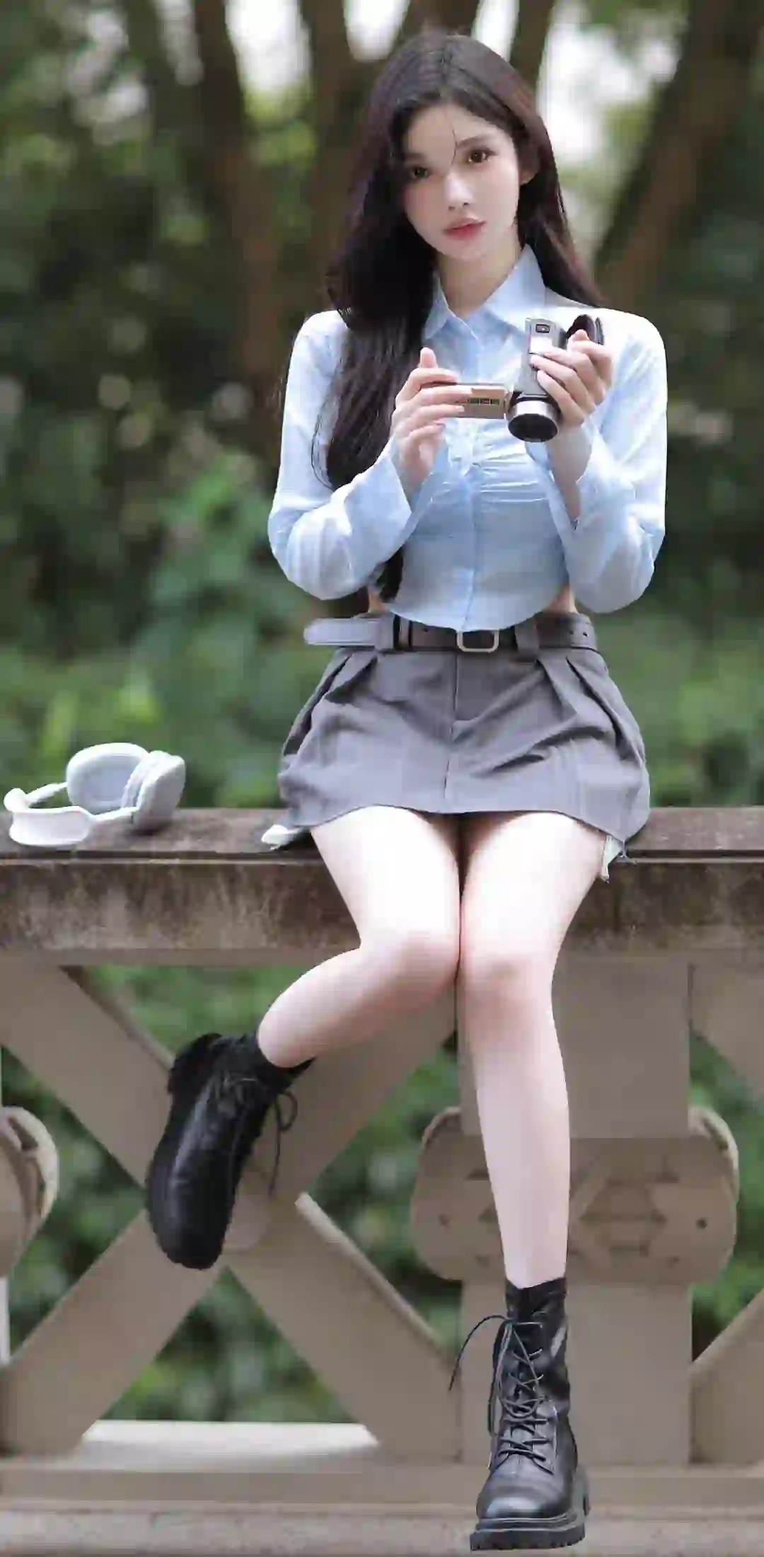 拿着单反相机的长发女孩 jk美女 长腿美女