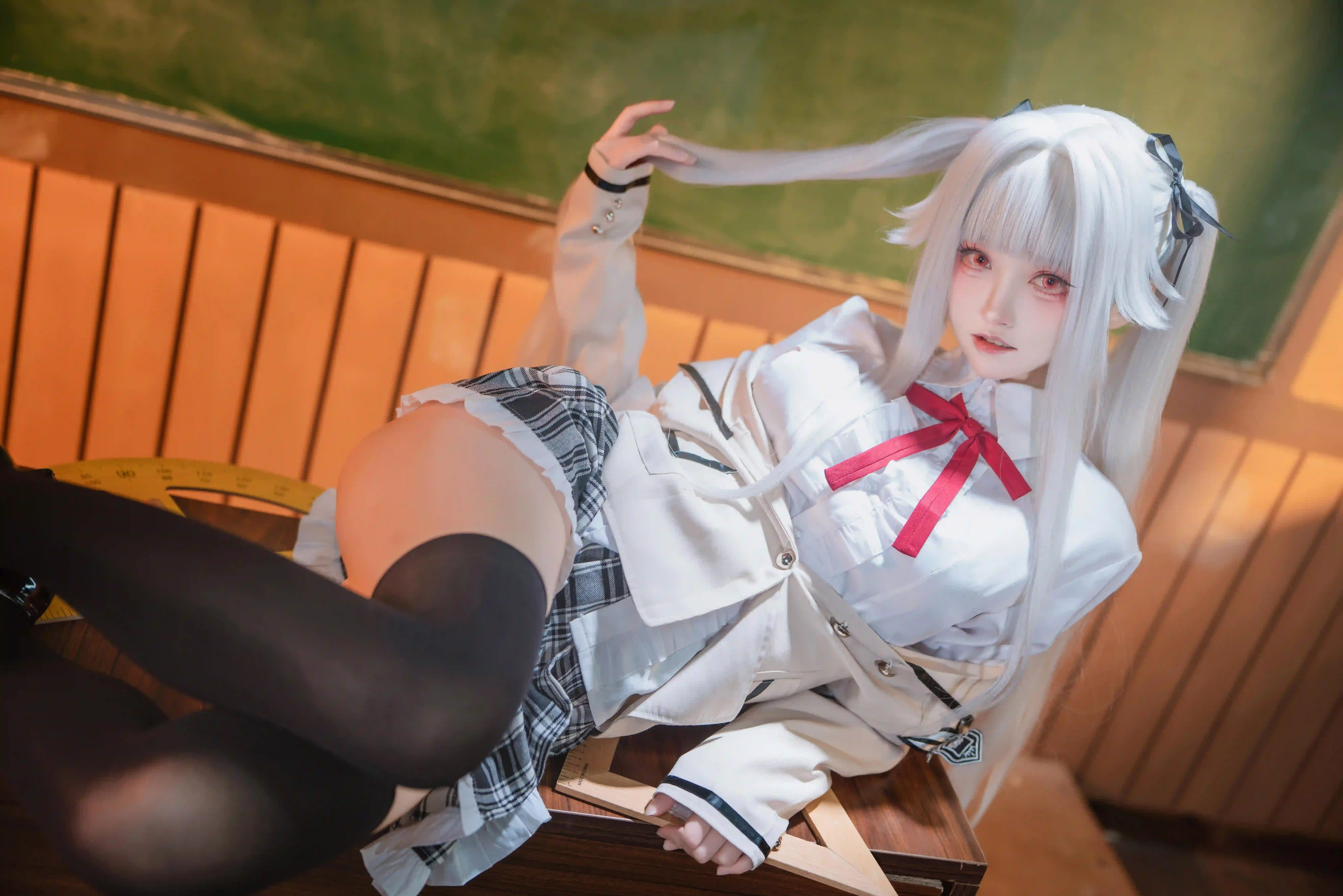 白发 红瞳 JK制服 COS 教室 校园 二次元