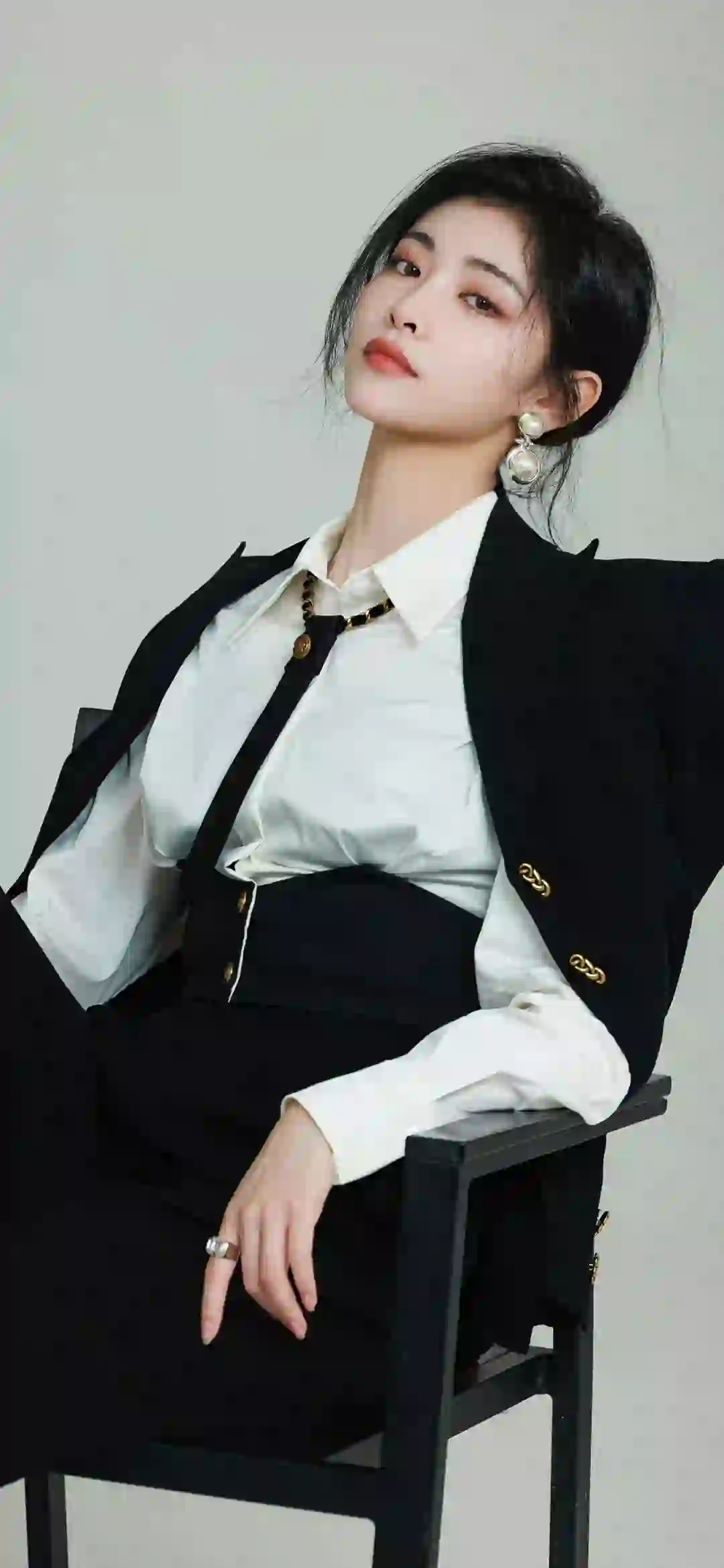 许佳琪 长发美女 黑色西装