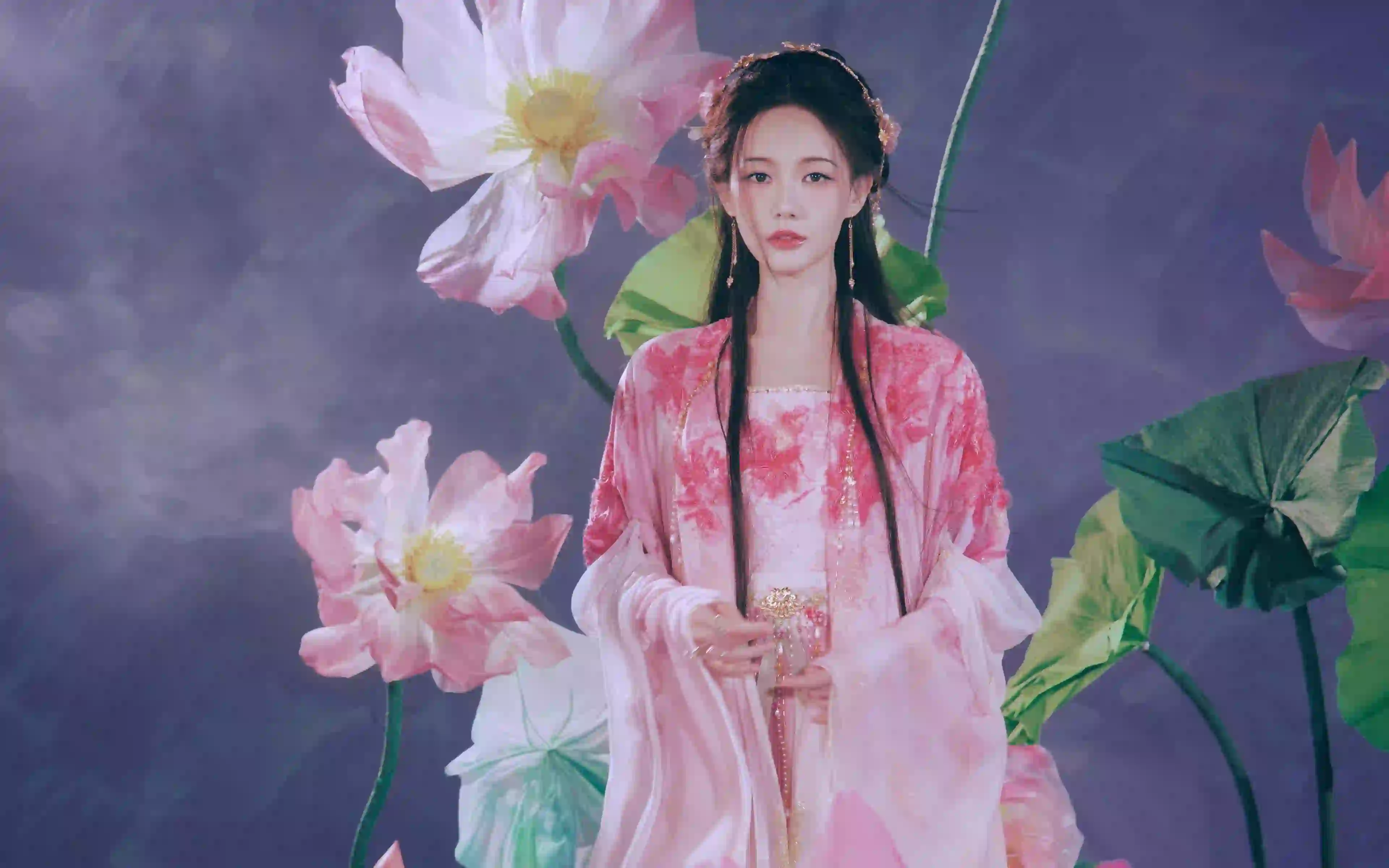 荷花 古风美女 长发古风美女 李一桐  3