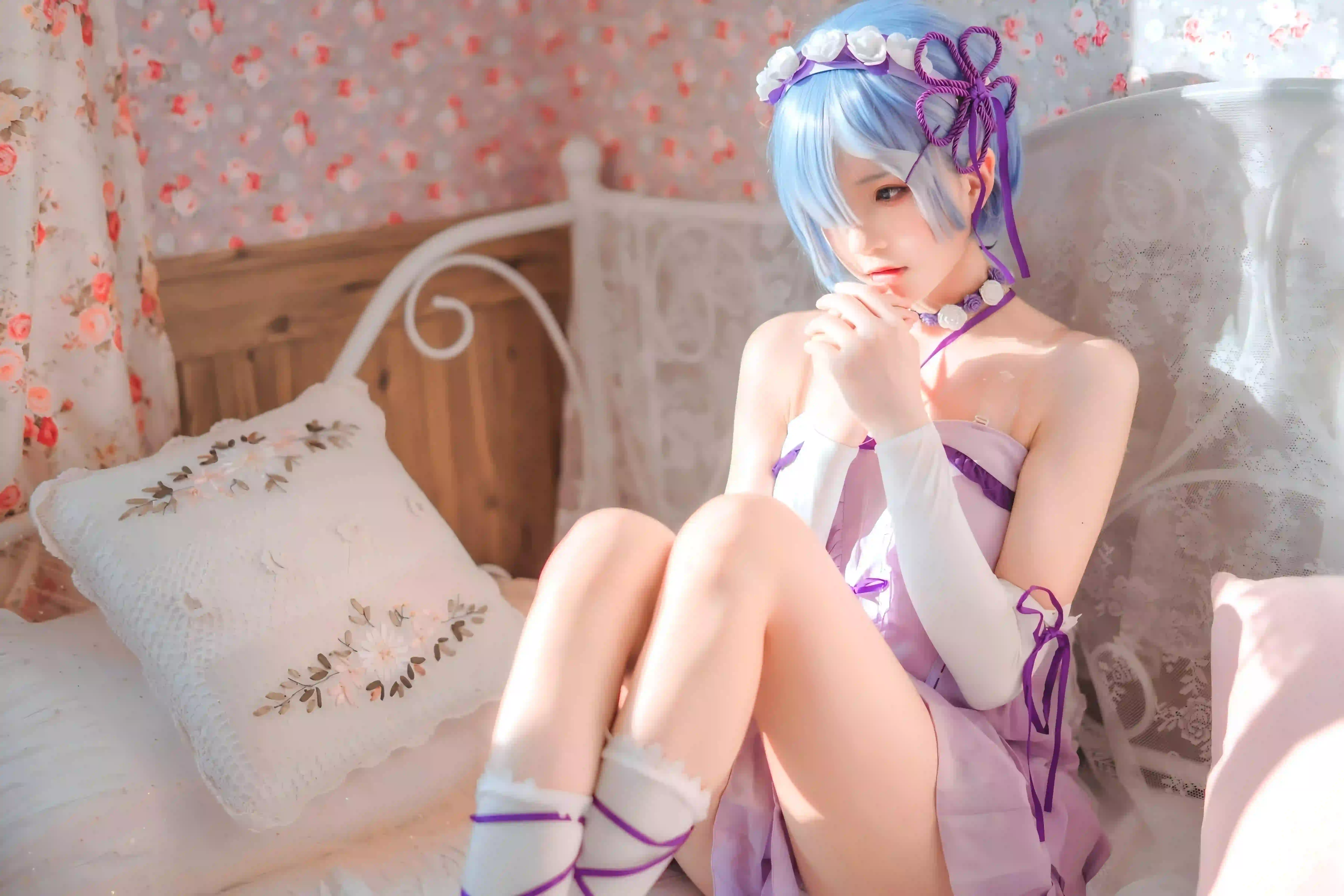 cos 美女 短发 性感 紫色 蓝色头发 美腿