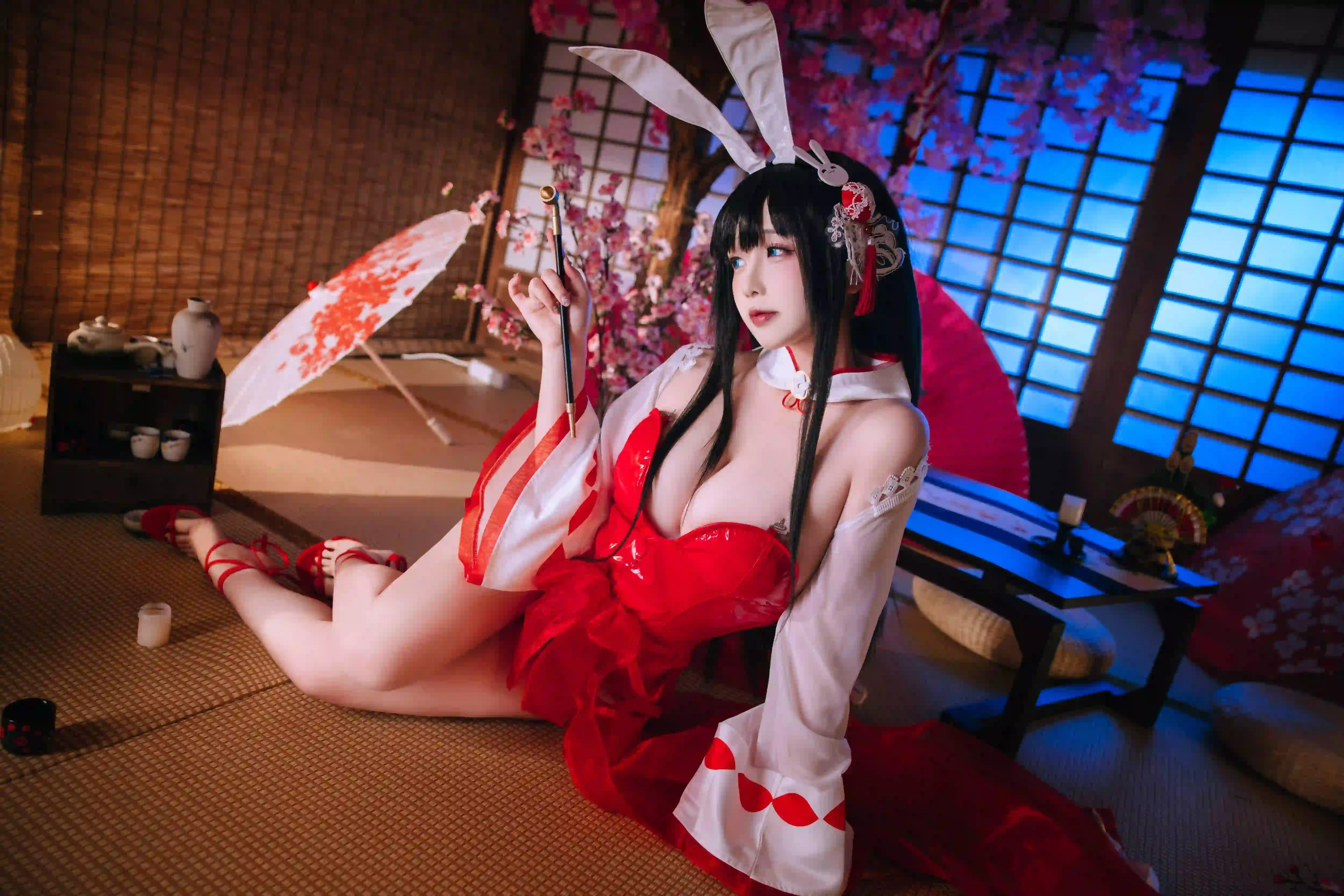 性感美女 日式风格 私房写真 红色服装 性感姿势