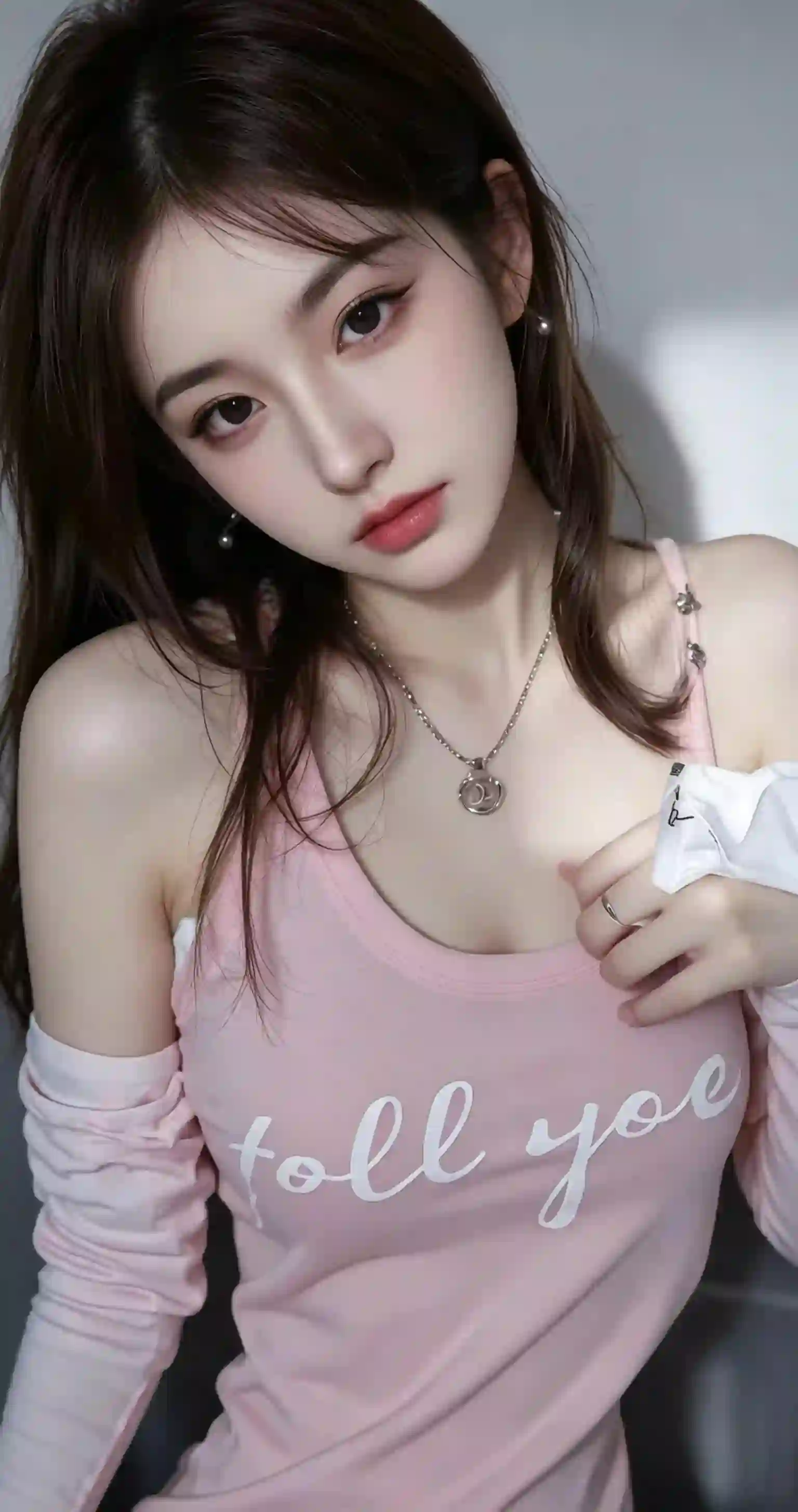粉色吊带 露肩美女 长发写真 清纯少女 人像摄影