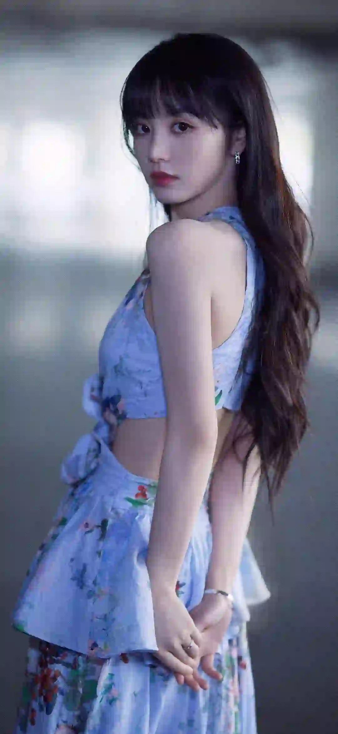 蓝色长裙女孩 田曦薇 性感美女