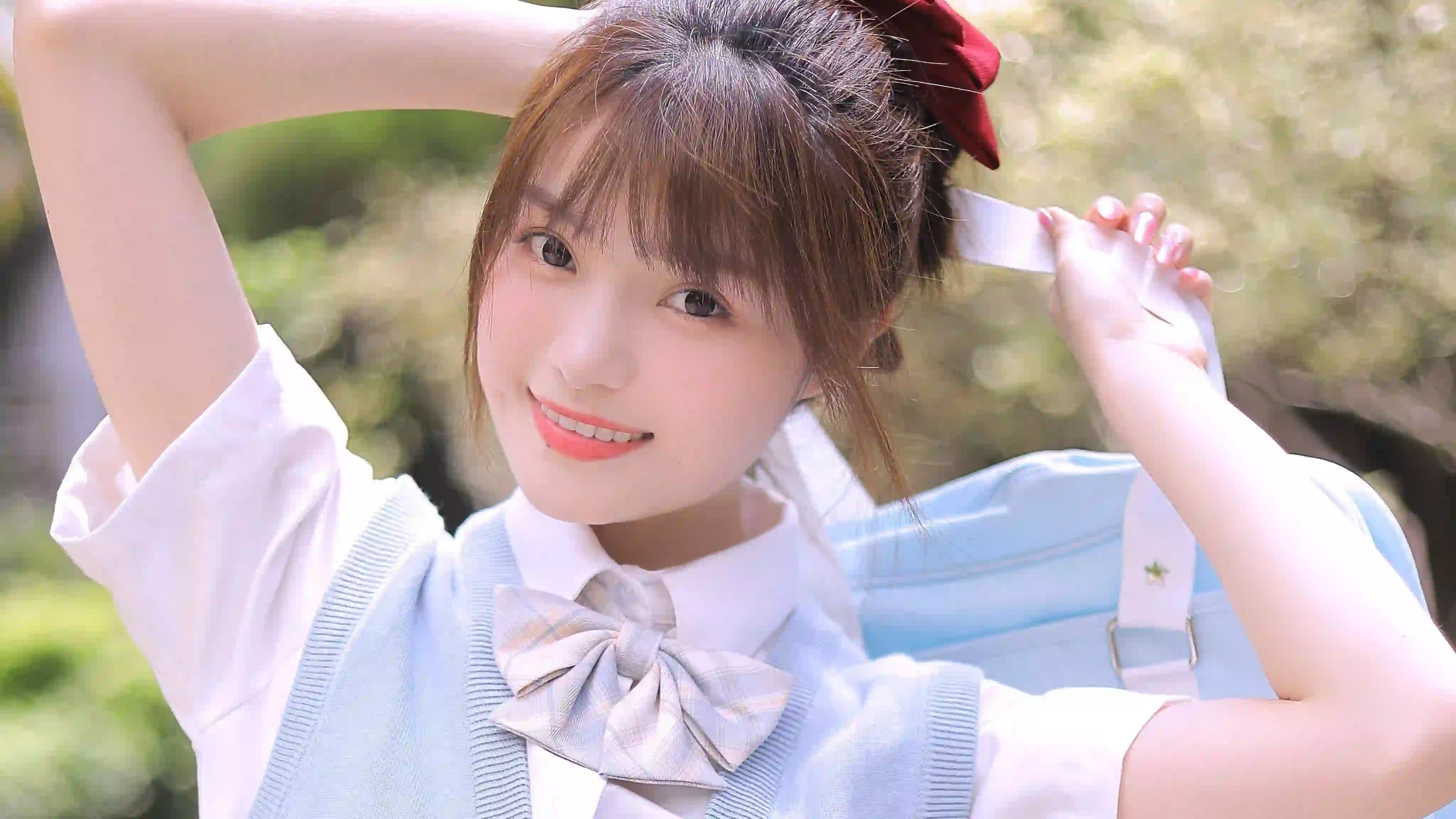 美女 长发美女 清纯美女 甜美 微笑