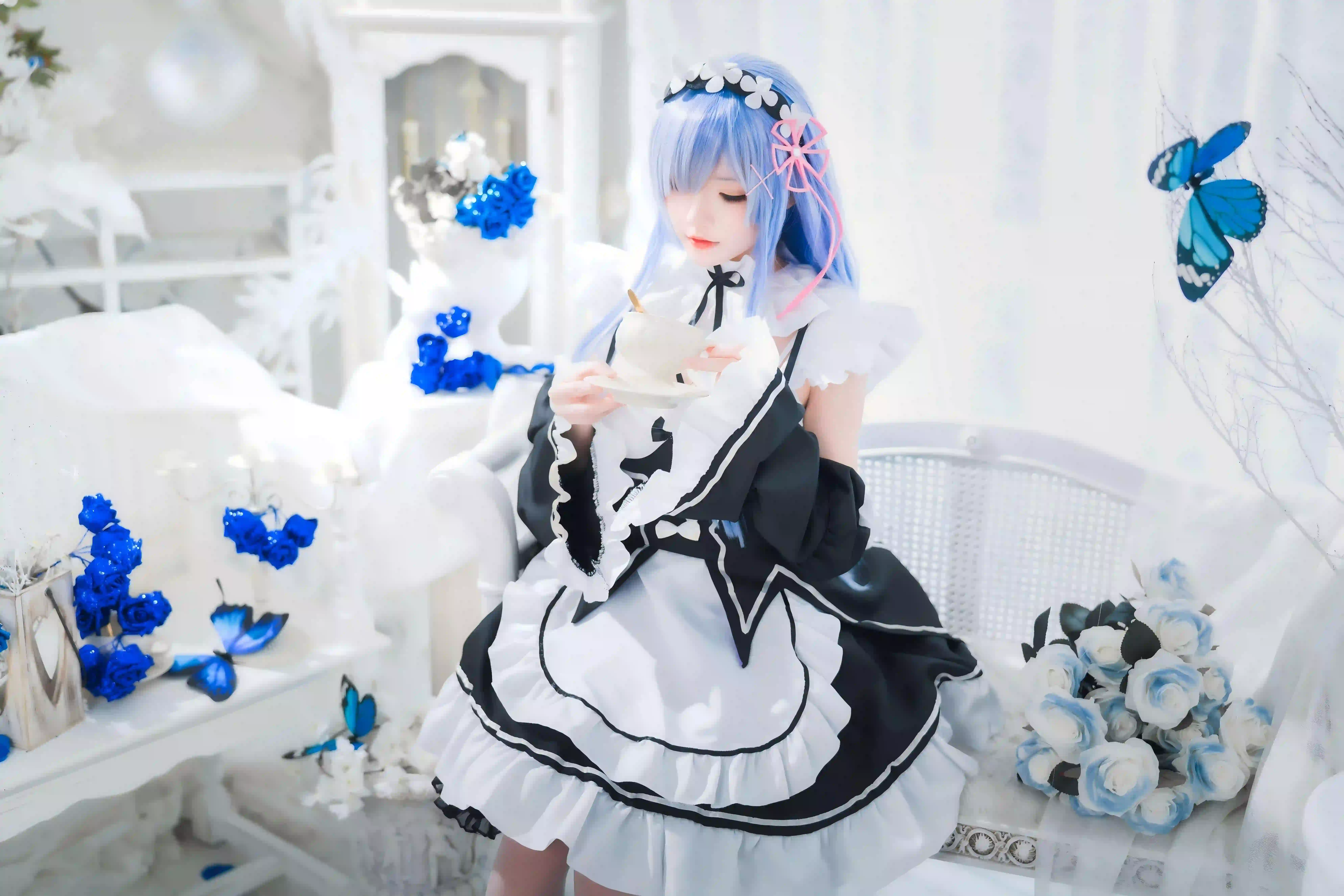 coser 雷姆 蓝色头发 性感美女 丝袜 白色丝袜 3