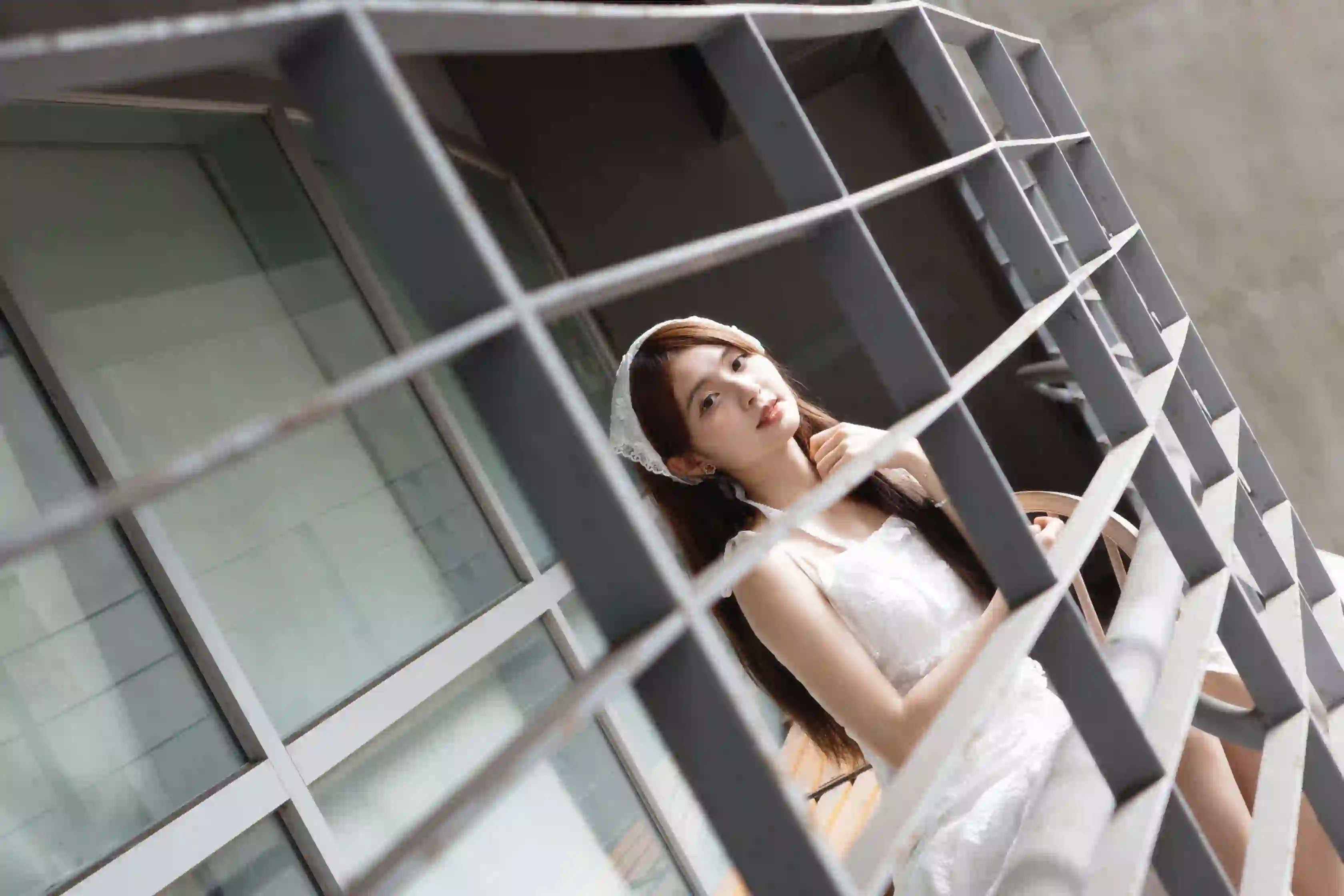 长发清纯美女 可爱甜美系 吊带美女  框架