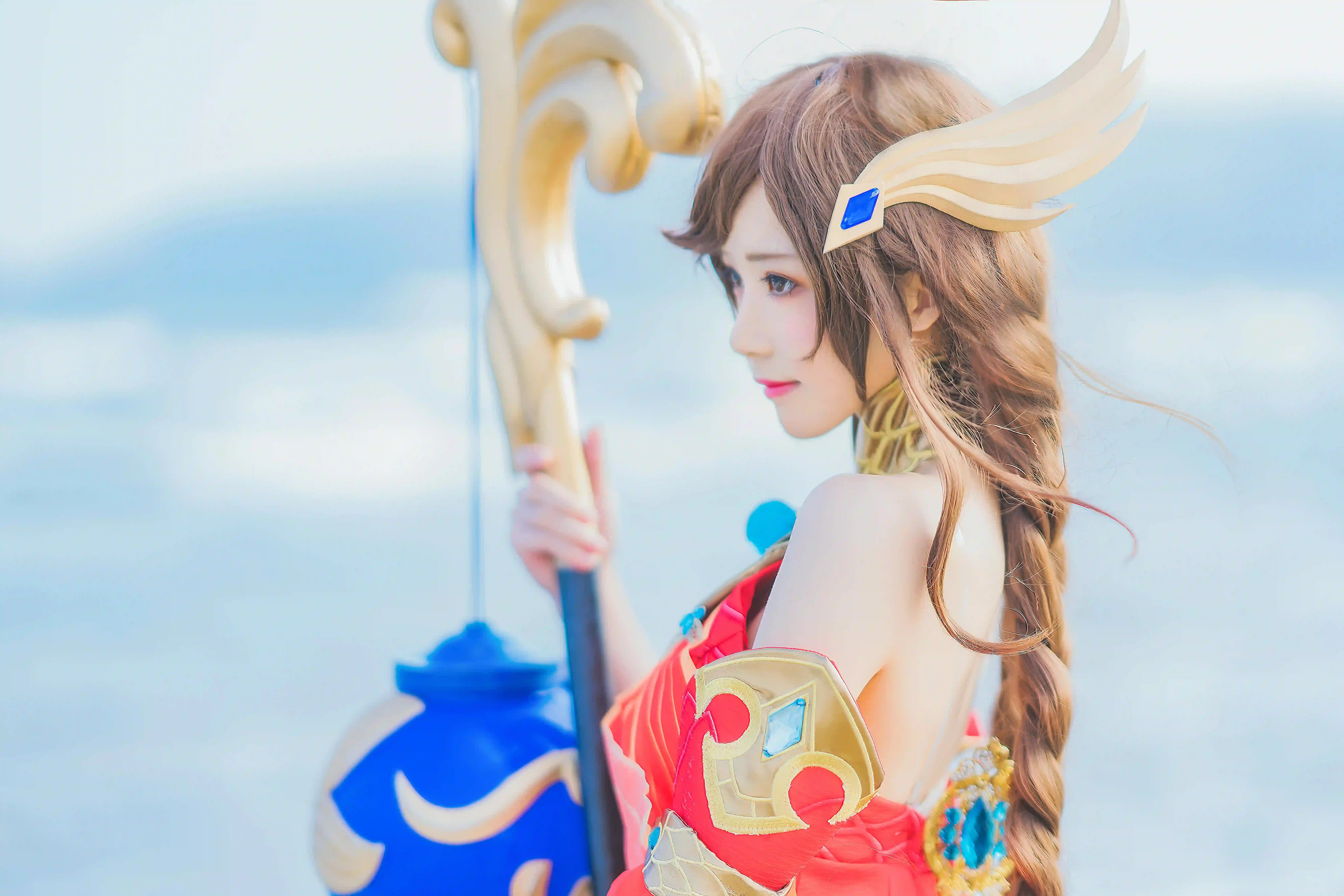 大乔 麻花辫 Coser 王者荣耀角色 侧脸 露背