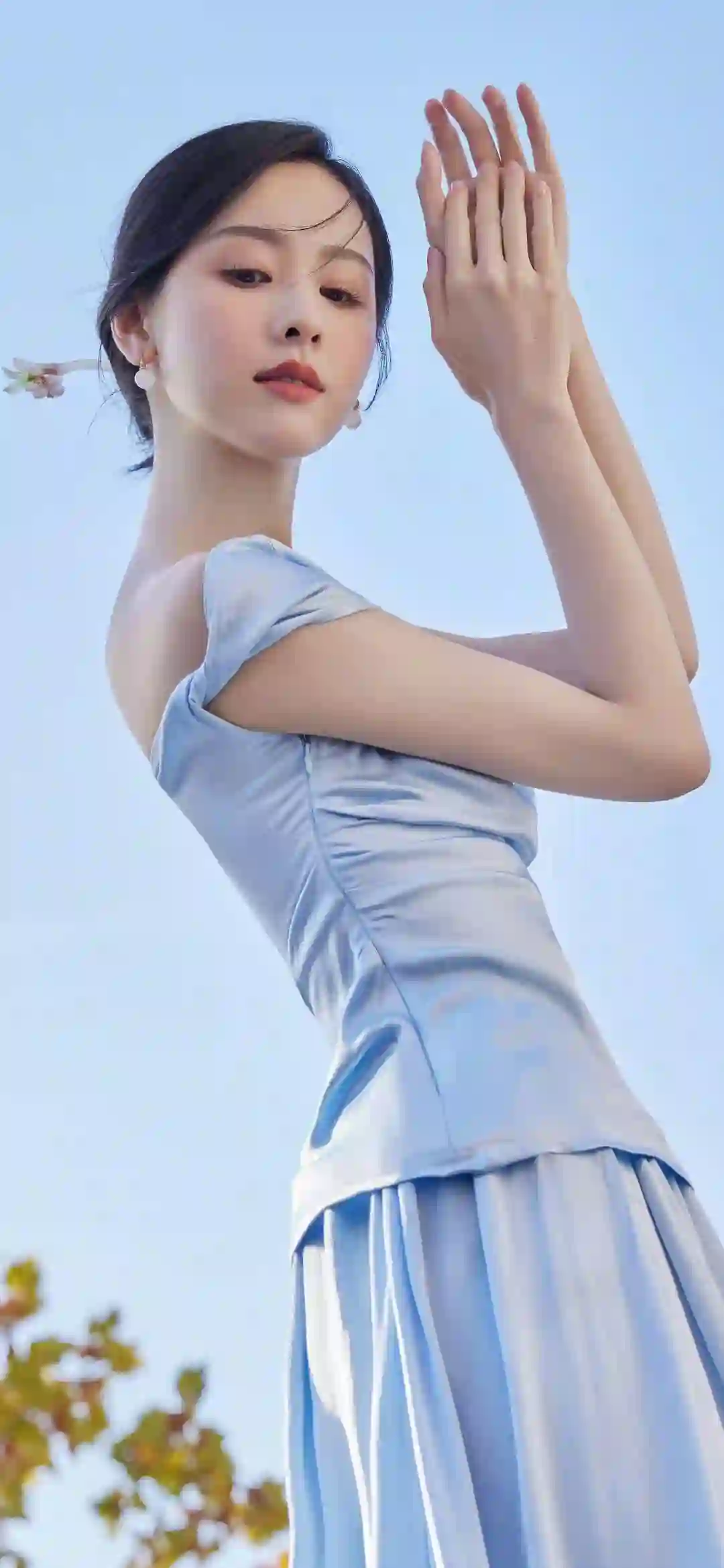 户外写真 蓝色长裙 陈都灵