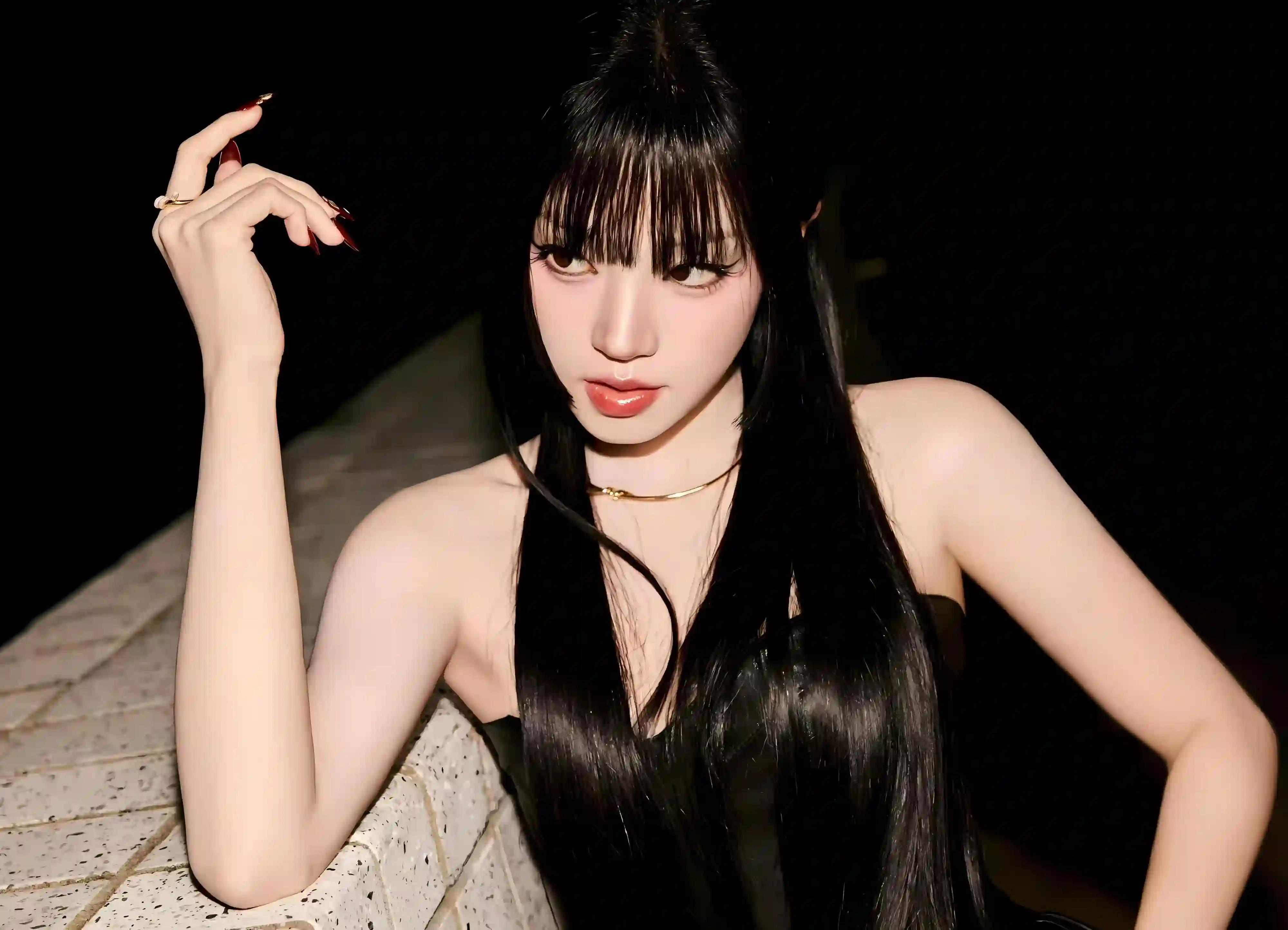 暗黑风格 黑发少女 性感 神秘人像