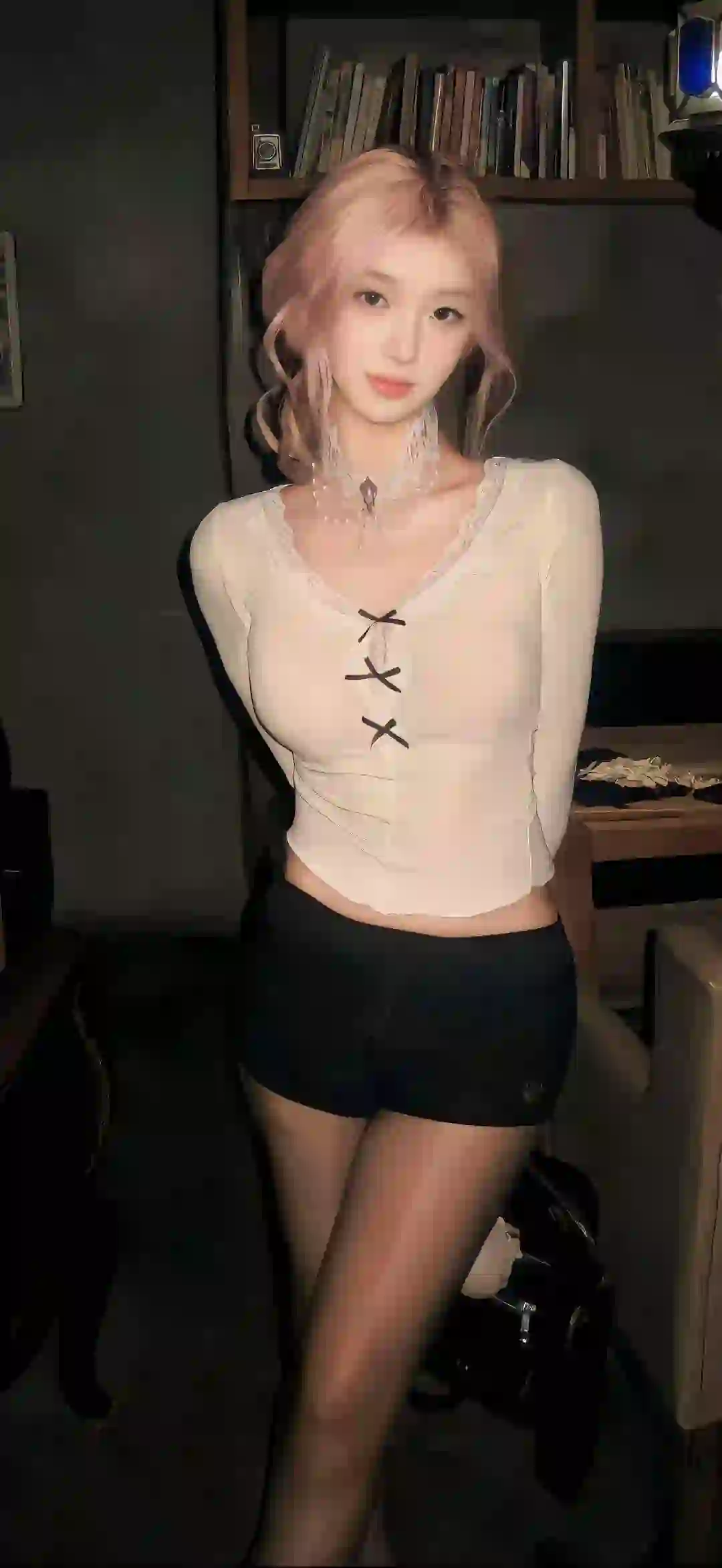 长发性感美女 丝袜美女 丝袜美腿 黑丝短裙
