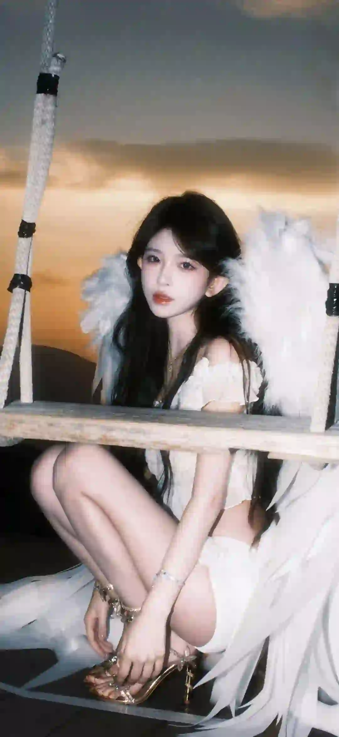 长发白衣美女 居家写真 天使翅膀 清纯美女