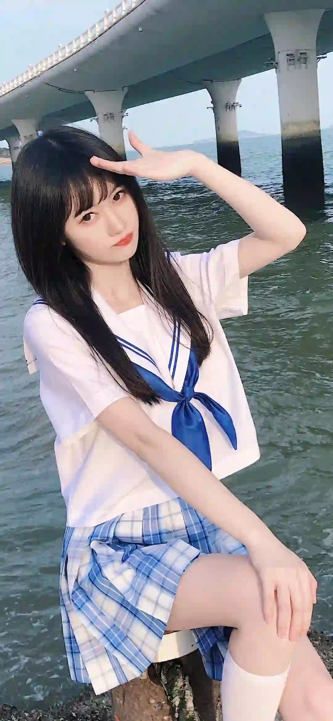 长发jk美女 户外 甜美 微笑 丝袜 白色丝袜