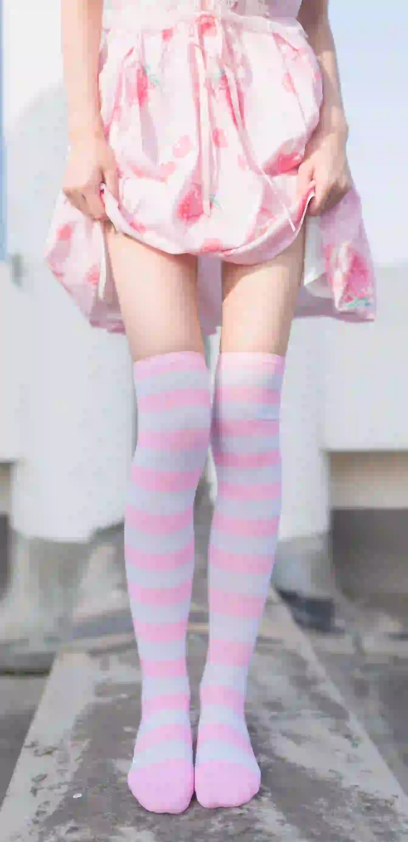长腿美女 过膝袜 可爱 颜色 粉红