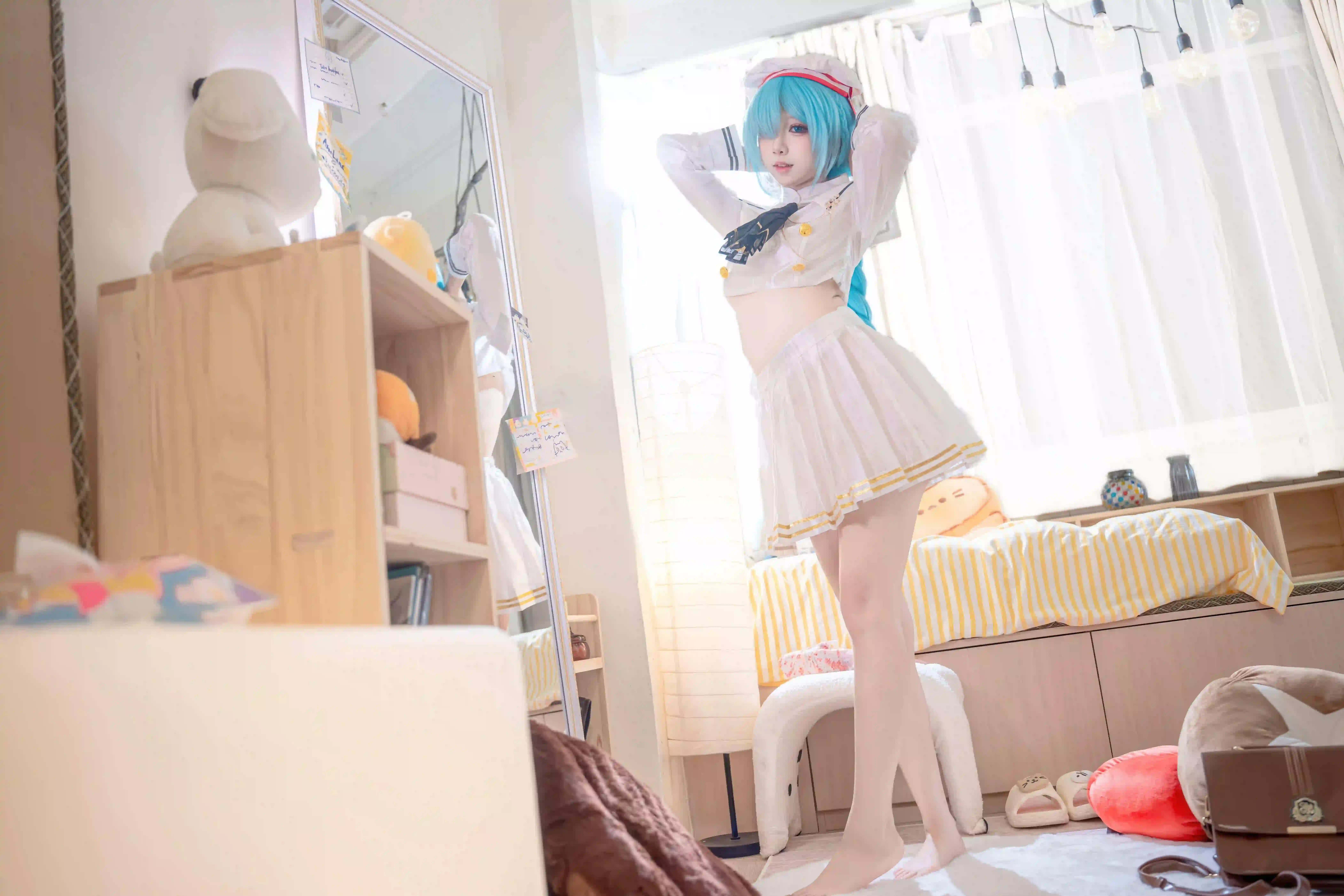 蓝色头发  性感美女 居家写真 丝袜美腿
