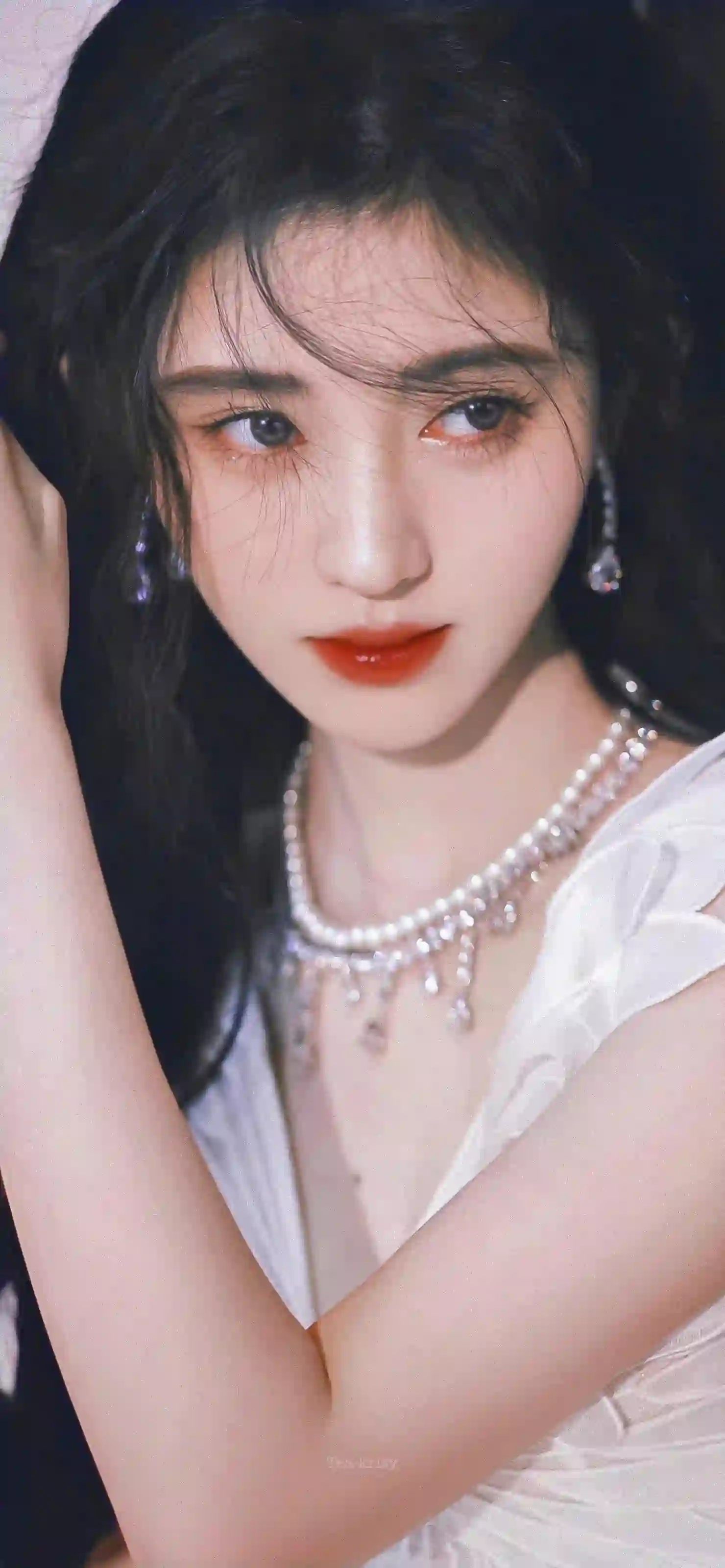长发美女 珍珠项链 鞠婧祎 清纯美女 白色裙子