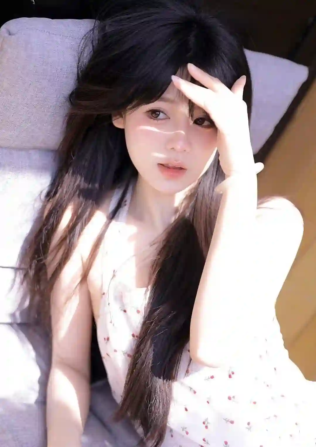 碎花裙女孩 可爱女孩 白色裙子 长发可爱美女 写真