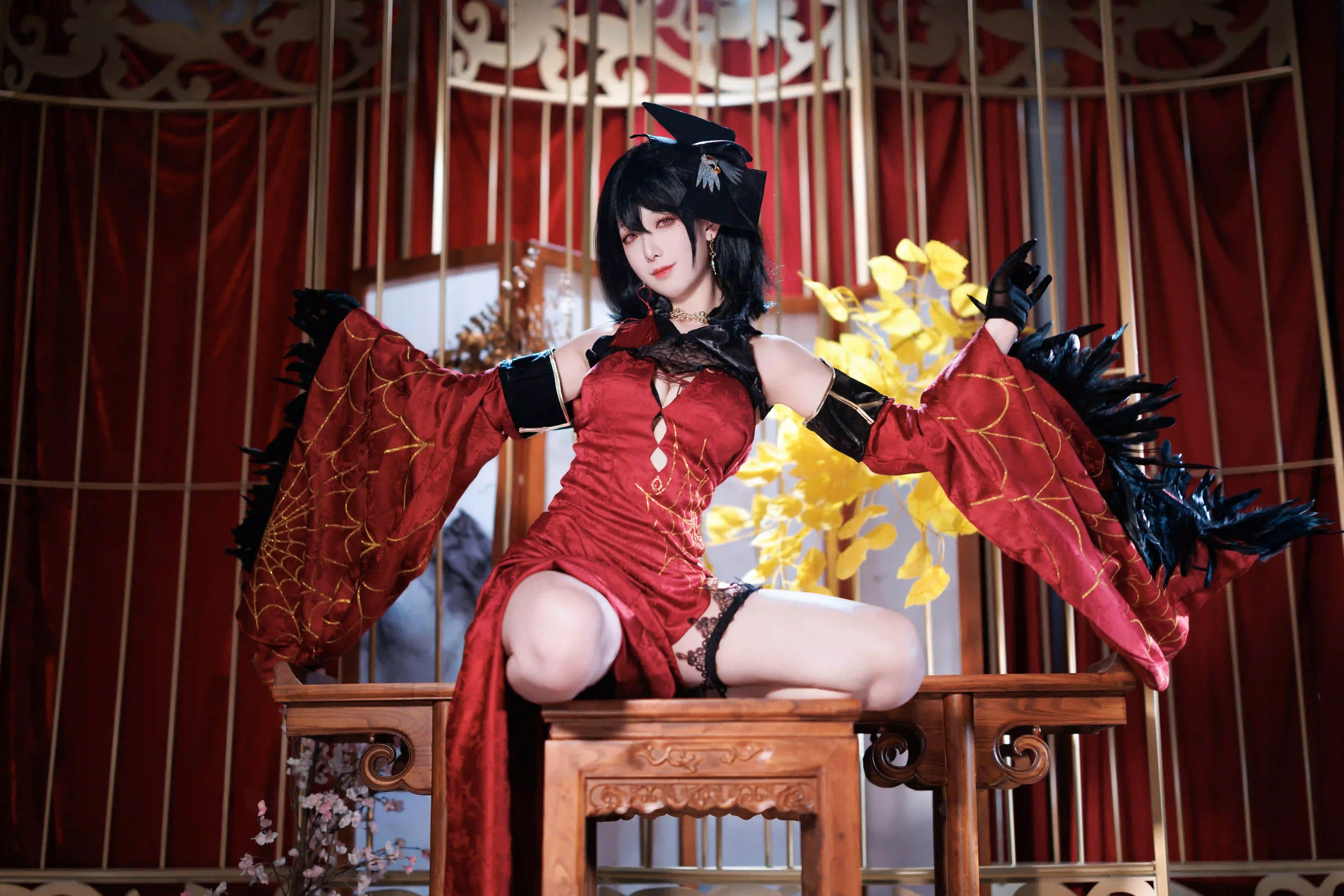 红色长裙 长发美女 美腿 可爱