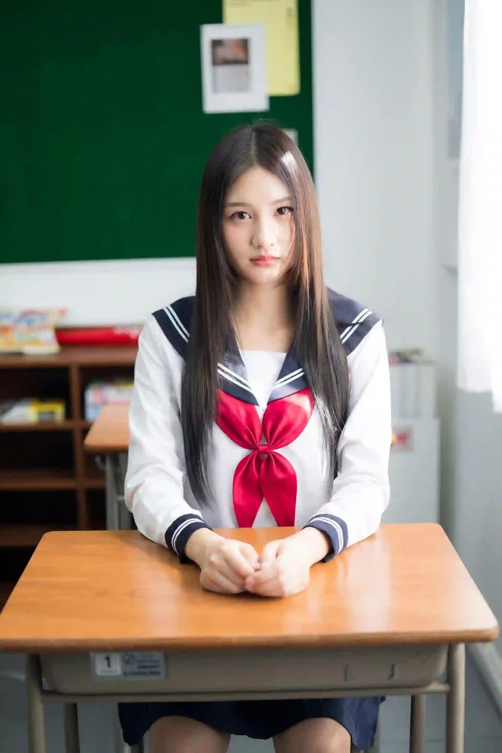 JK制服 水手服 少女 教室 校园风 长发美女