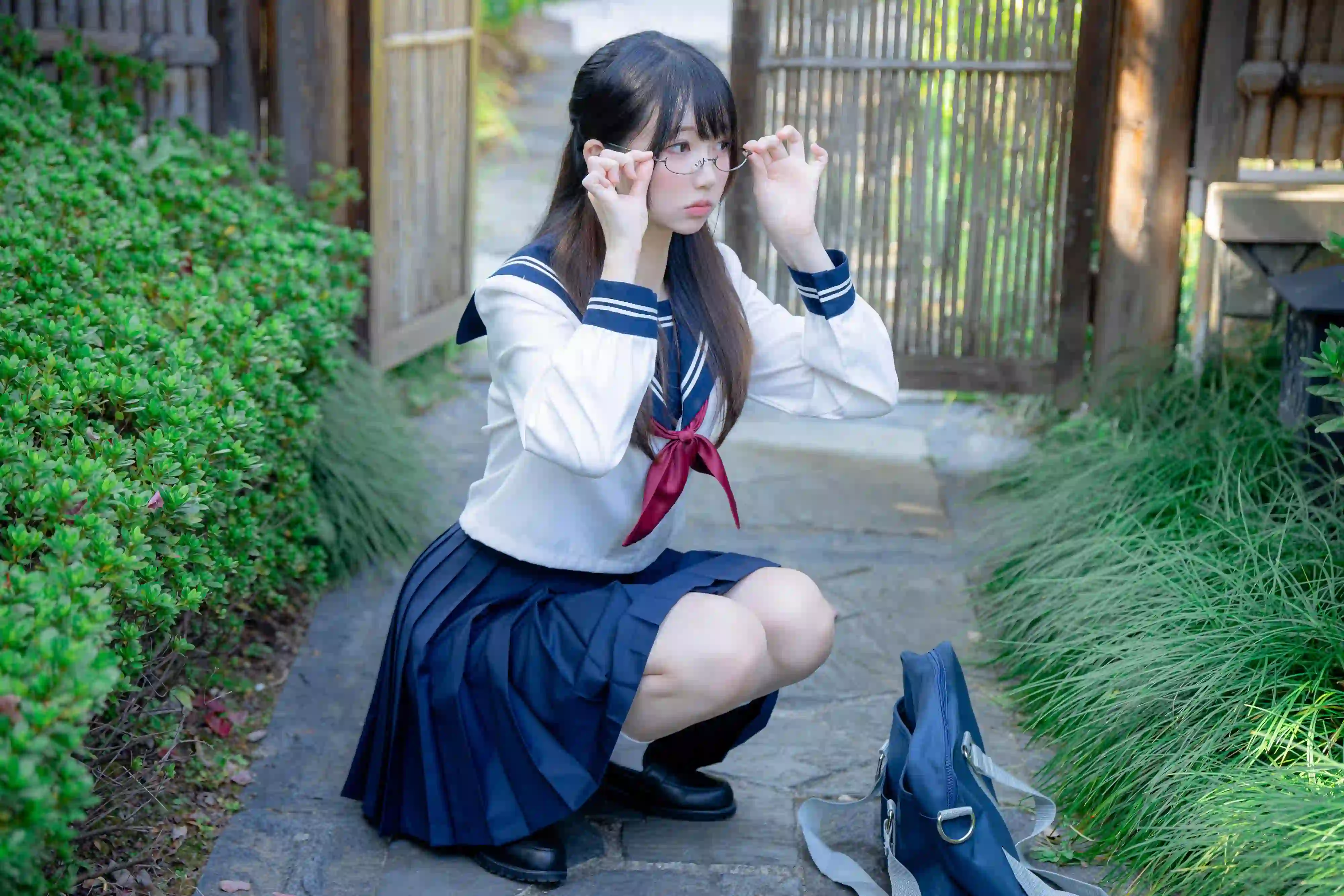 可爱jk美女 jk 校园风 户外写真 小清新 眼镜
