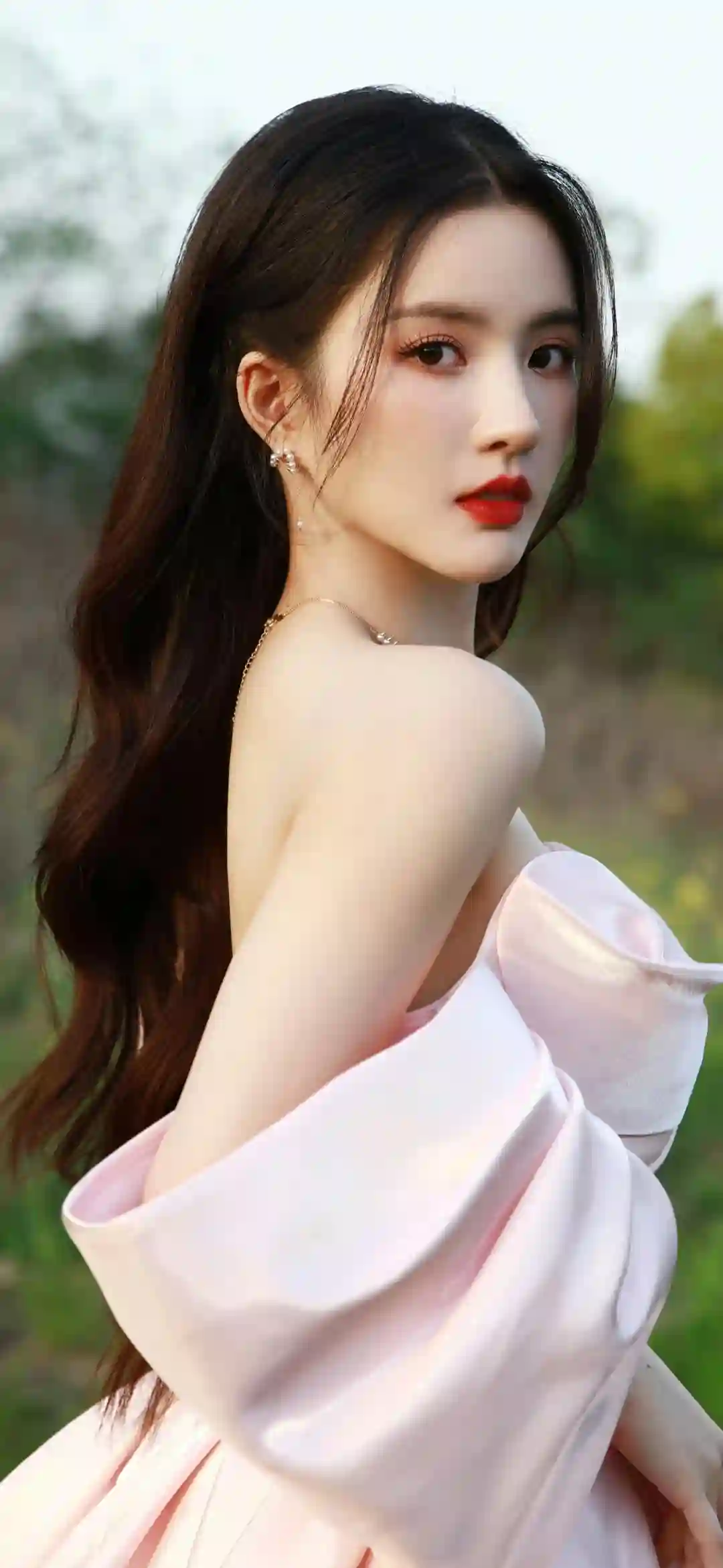 长发美女 性感美女 晚礼服 性感美女 长发美女