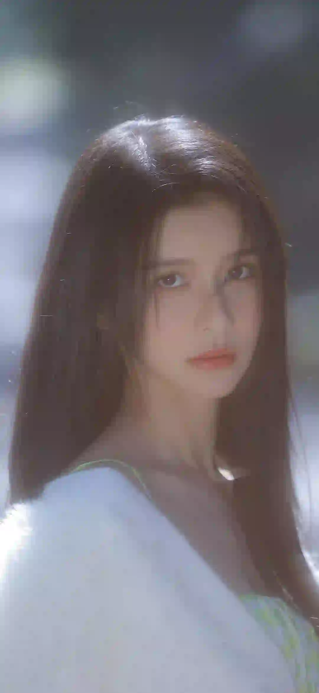 长发女孩 白色衣服 户外 朦胧感