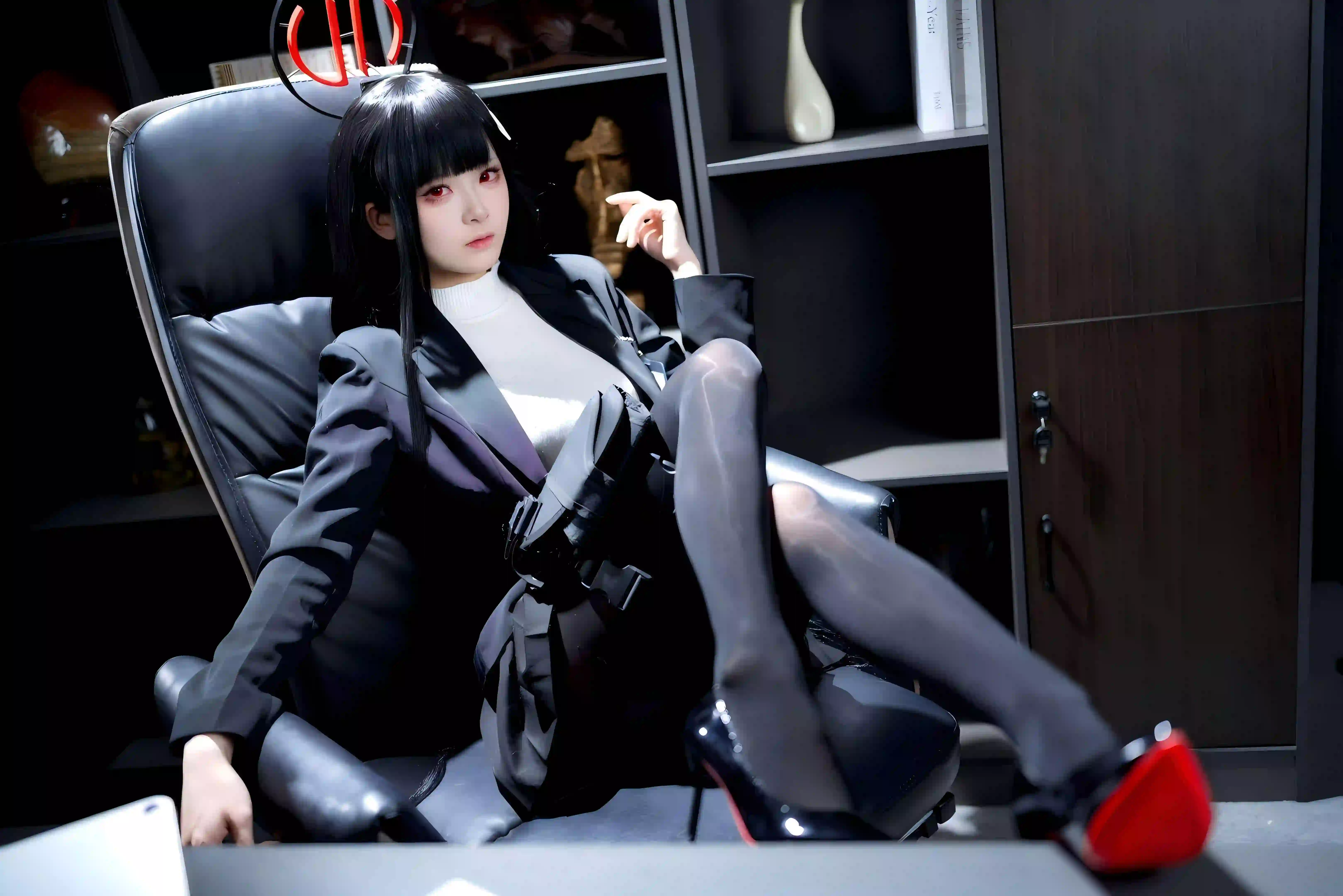长发性感美女 丝袜 黑色丝袜 性感美女 写真 职业装