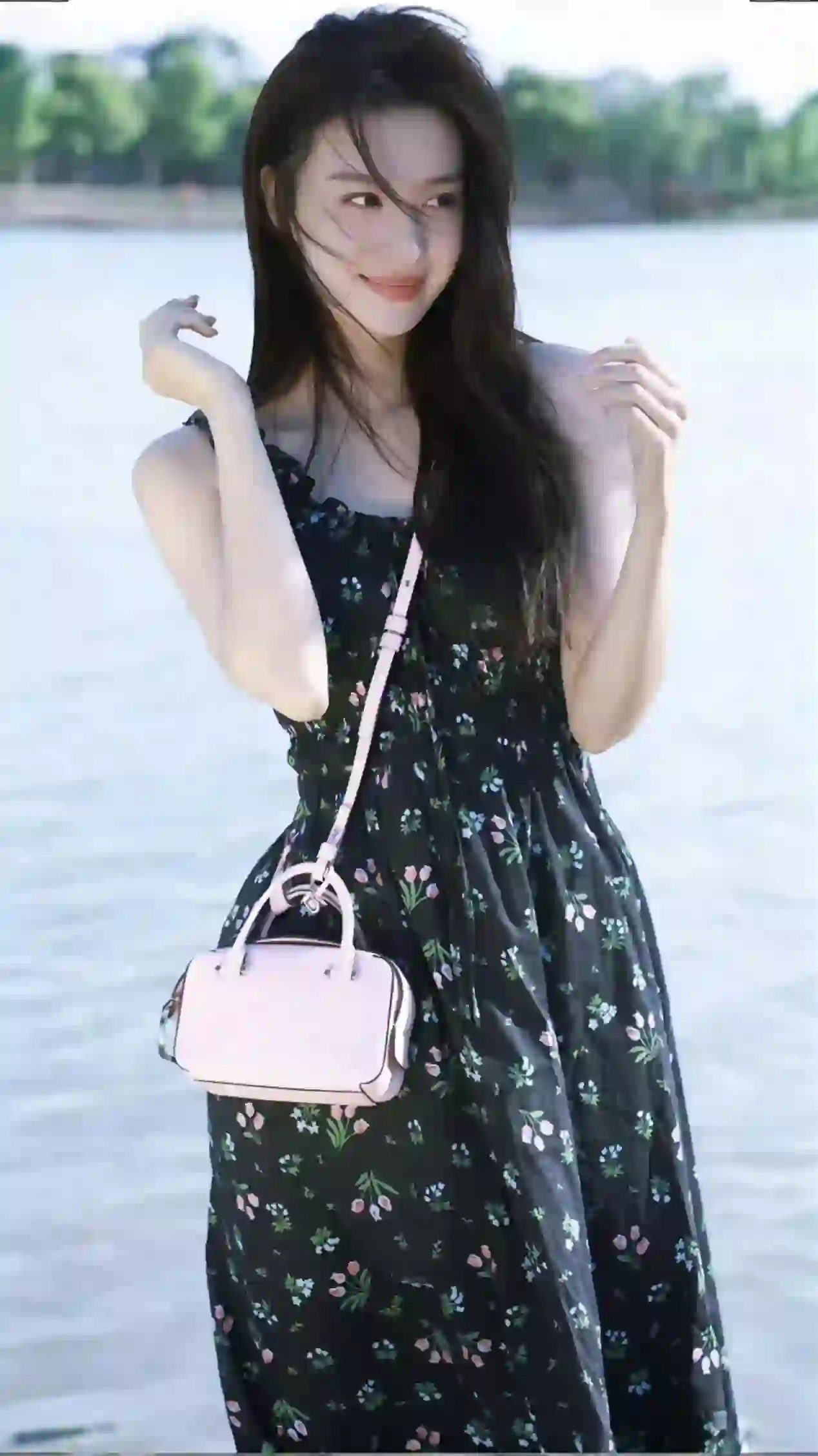 王楚然 碎花长裙 甜美女孩