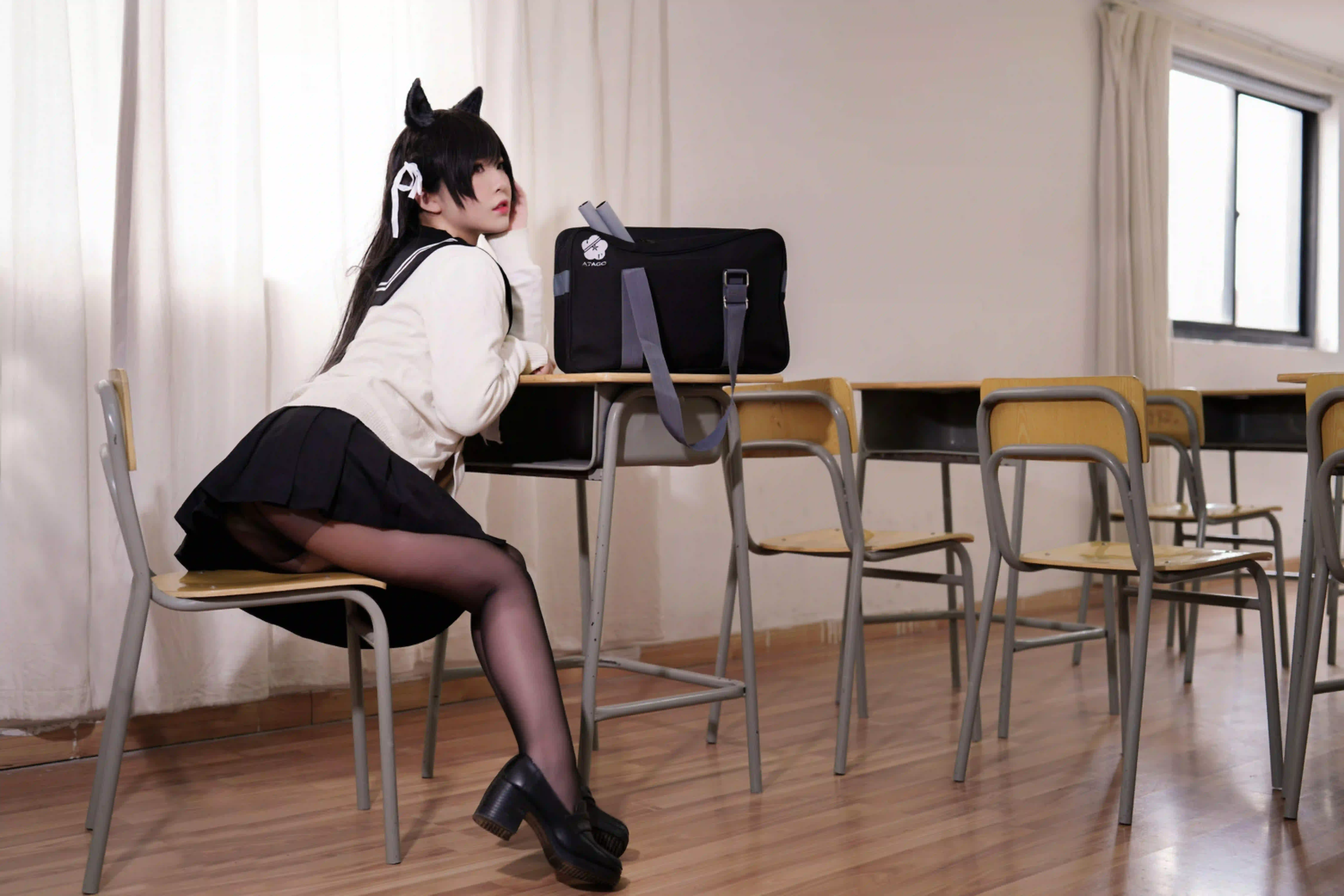 长发美女 性感 可爱猫耳女孩 丝袜美腿 高跟鞋