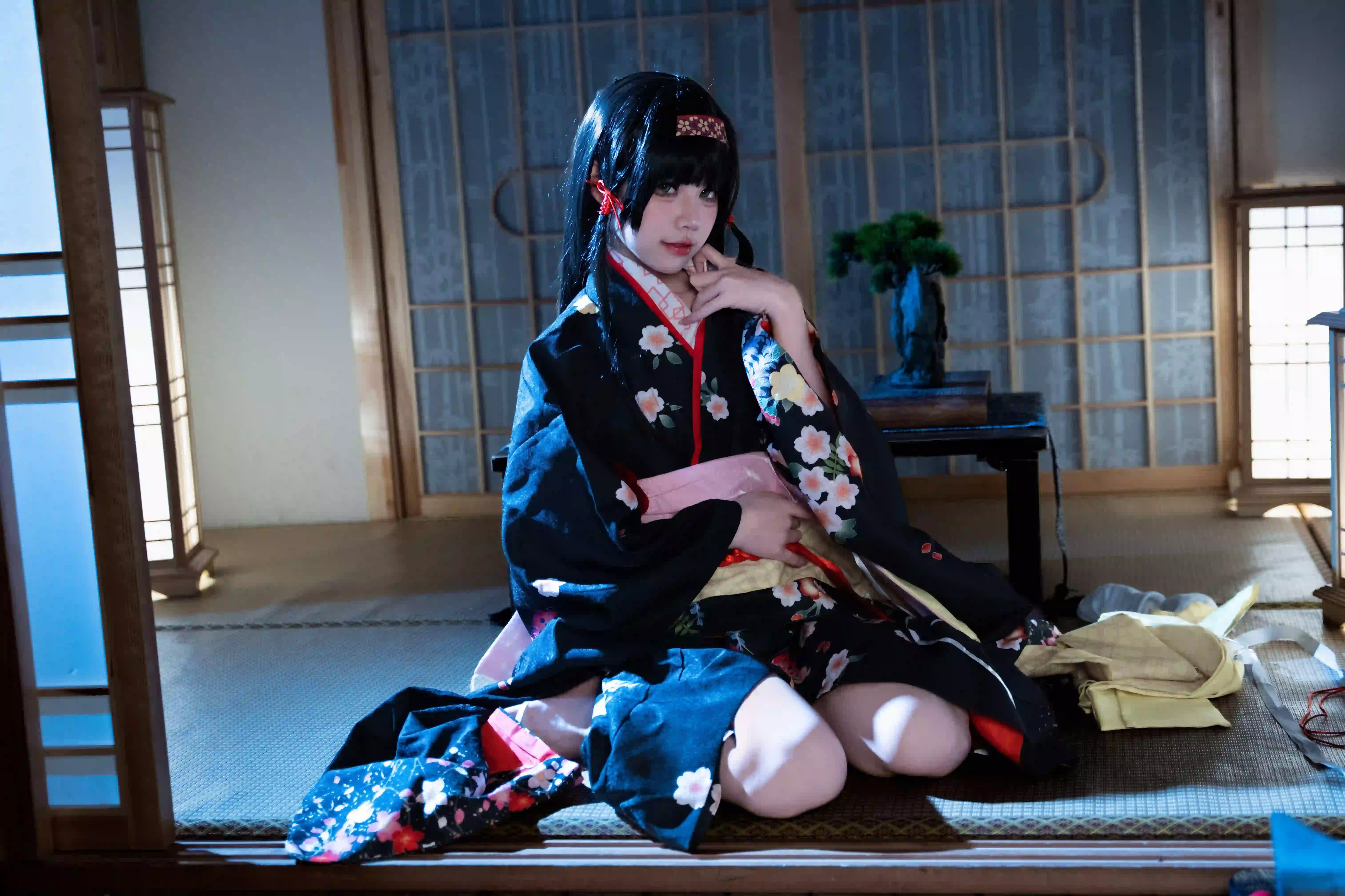 日式穿搭 长腿美女 性感美女 和服 腿 美腿 黑色和服