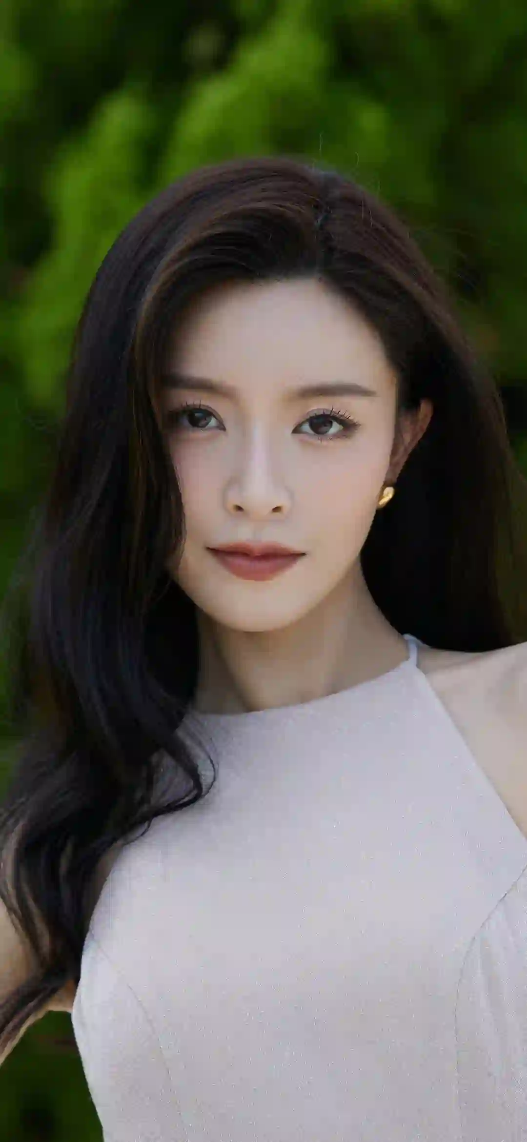文咏珊 长发性感美女 白色衣服