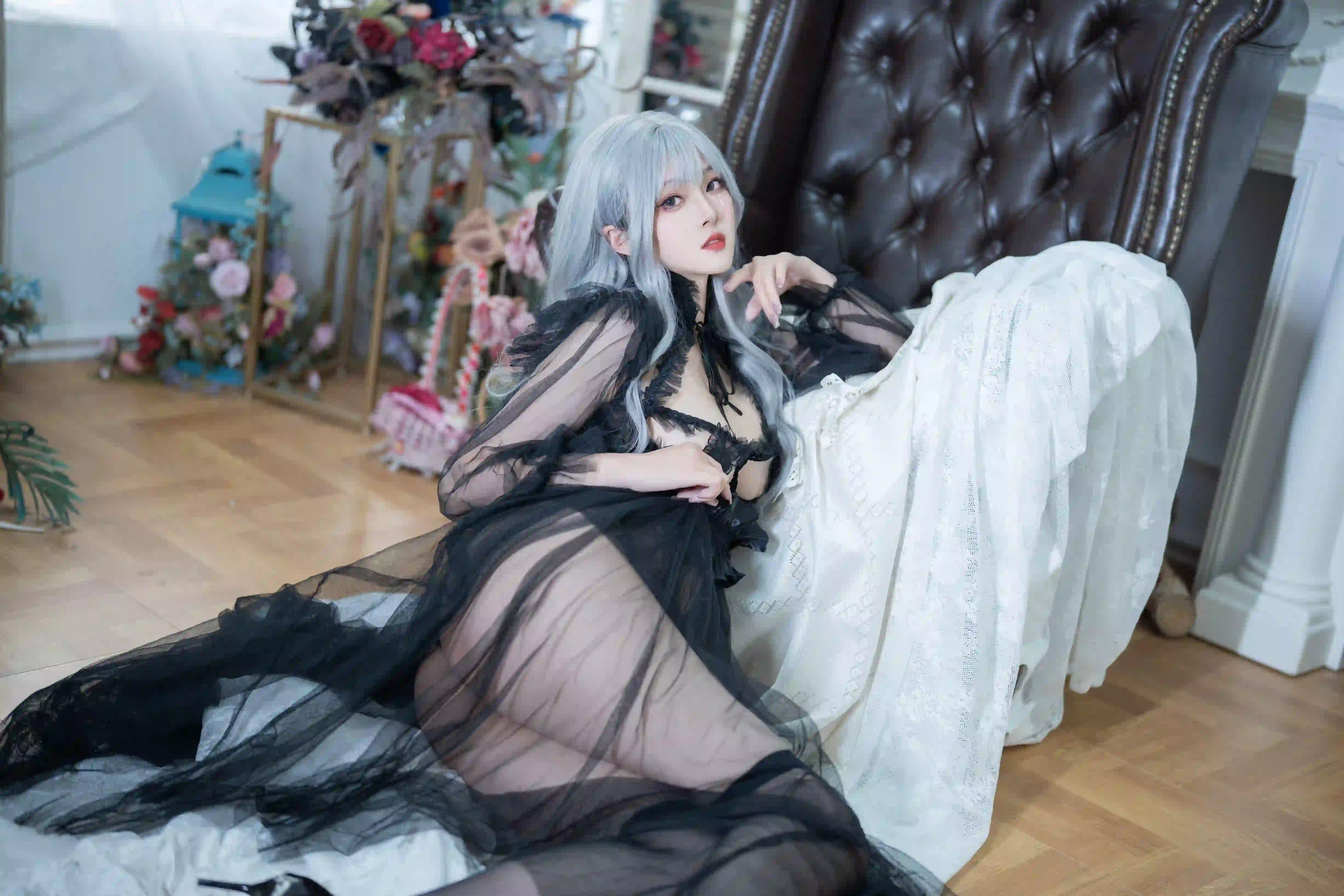 白发黑丝美女 coser 白色长发 黑色裙子 纱裙