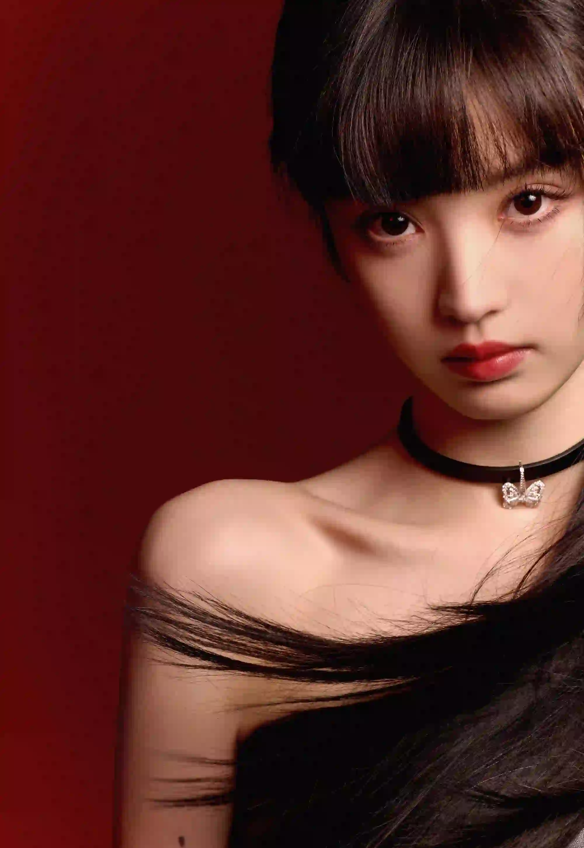 田曦薇 黑色长裙 抹胸穿搭 性感美女