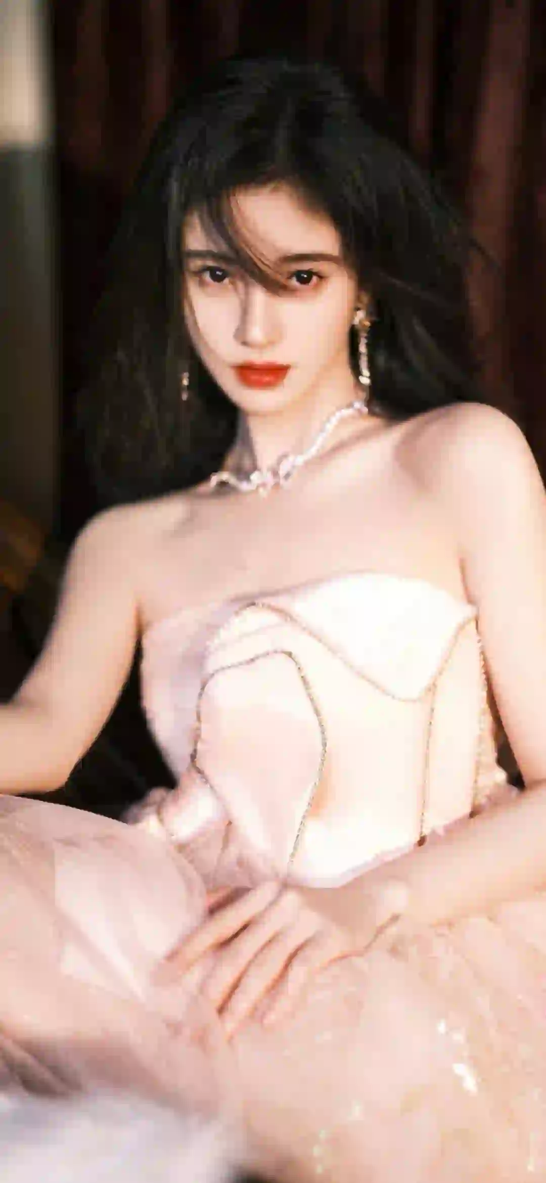 鞠婧祎 长发清纯美女 抹胸穿搭