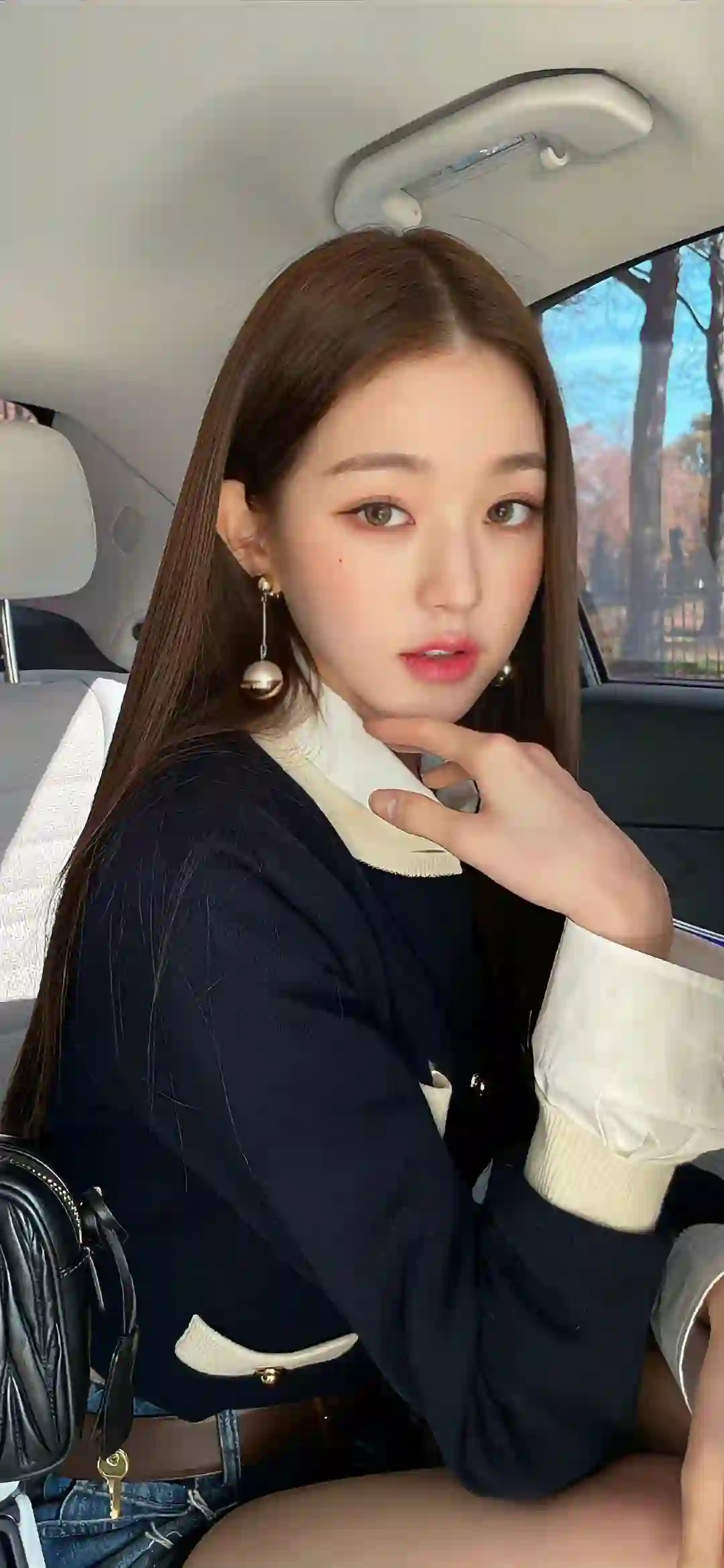 长发美女 个性穿搭 耳坠 耳环 张元英